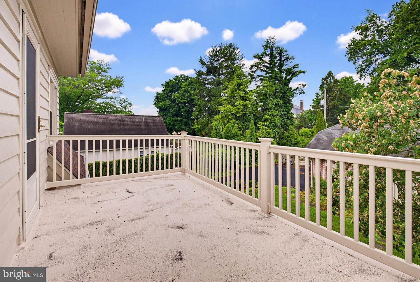 8 Mayfield Drive photo 27