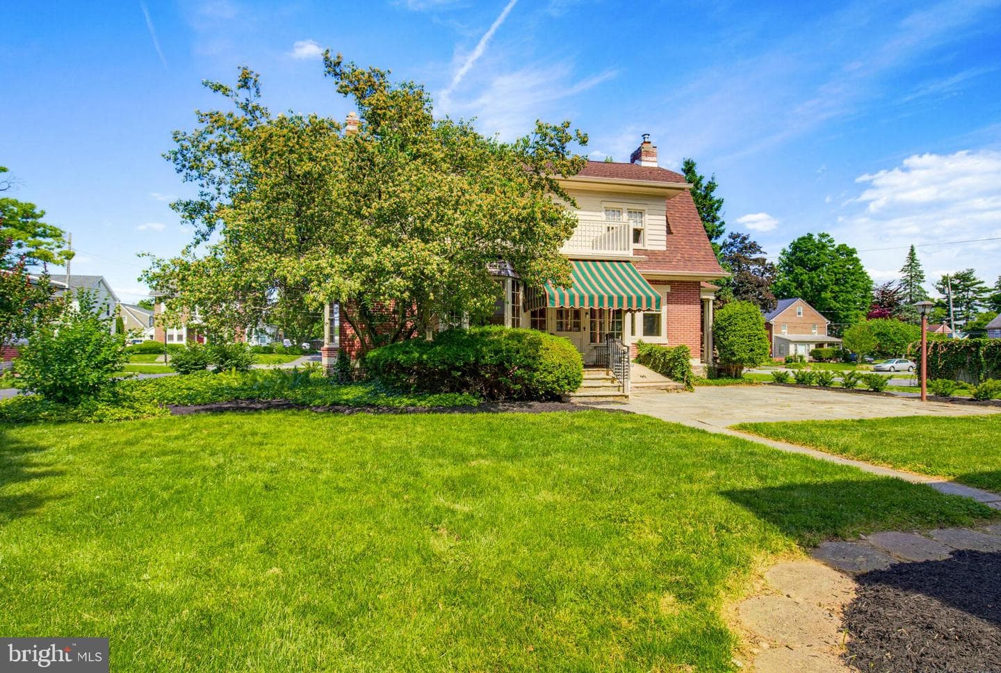 8 Mayfield Drive photo 36