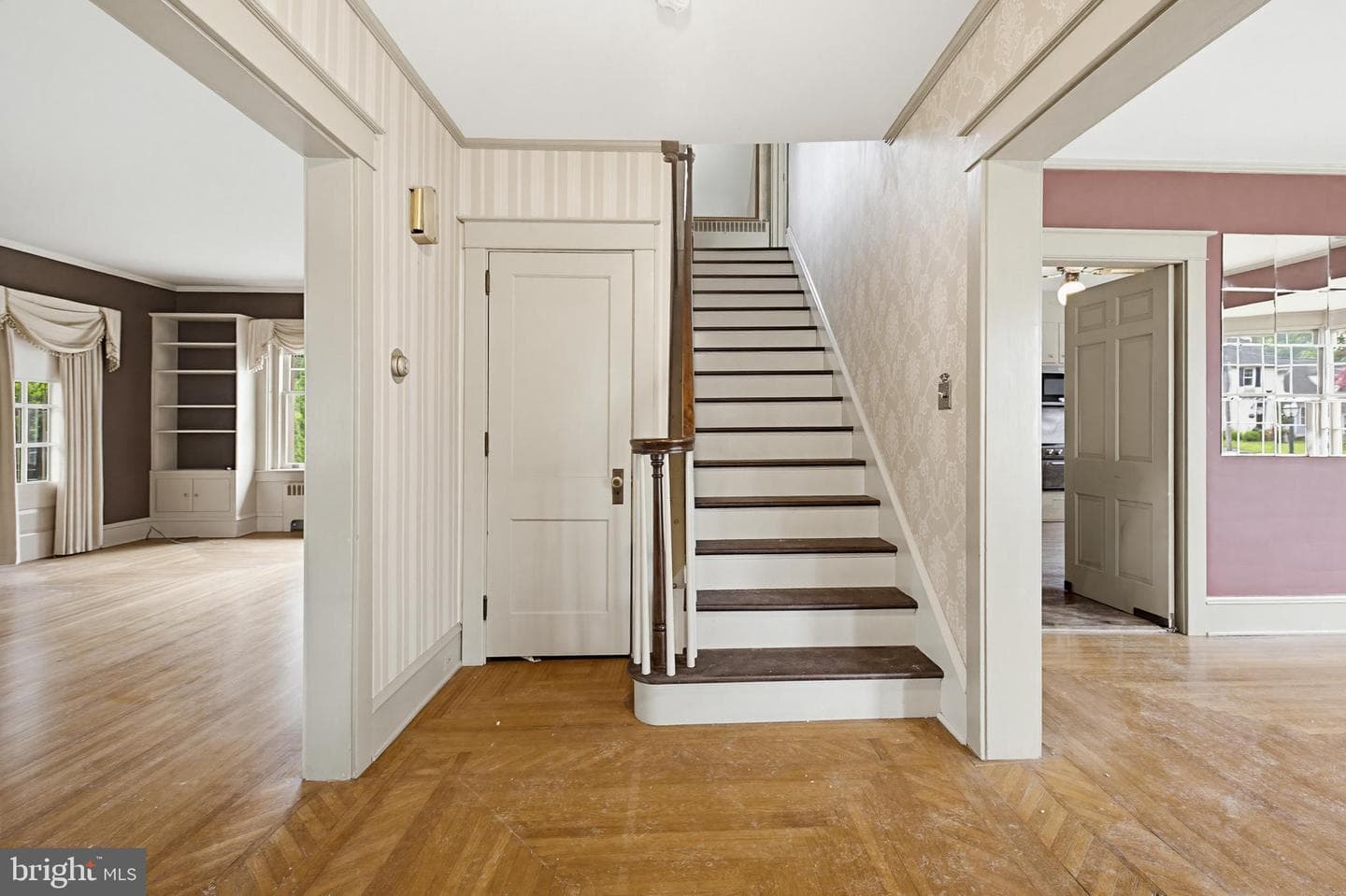 8 Mayfield Drive photo 5
