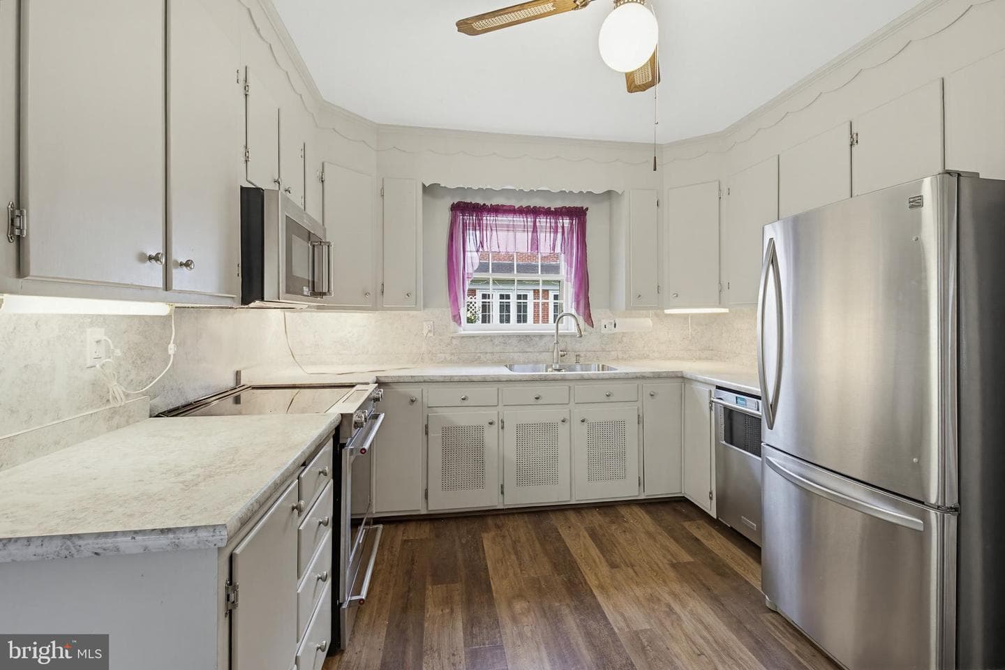 8 Mayfield Drive photo 9