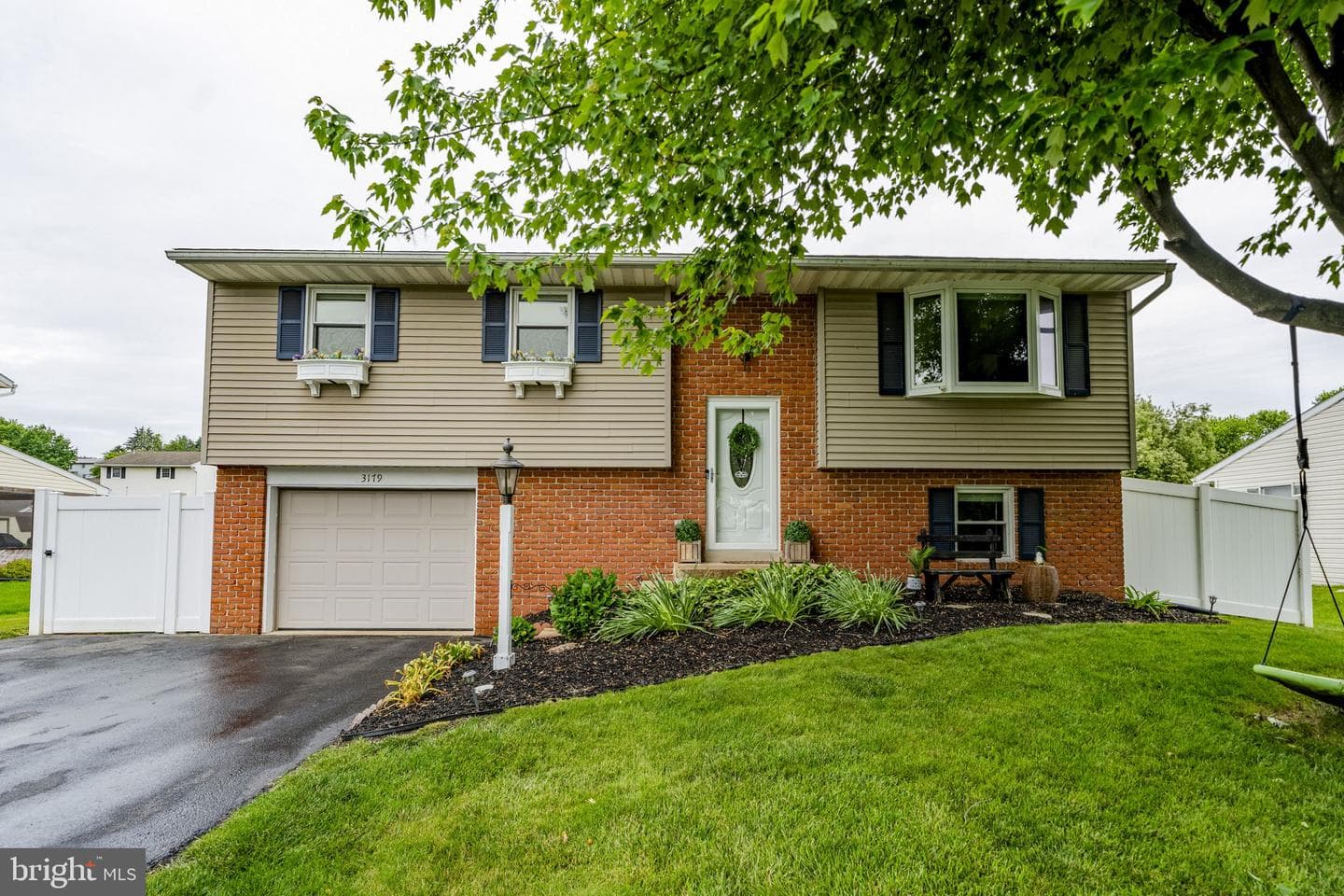 3179 Glengreen Dr photo 1