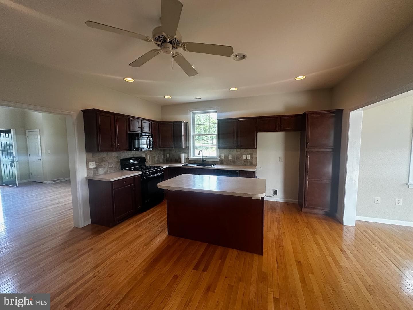 26 Southwoods Drive photo 6