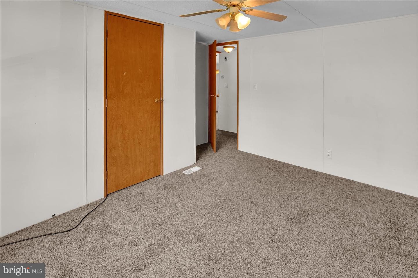 764 Willow Lane photo 19