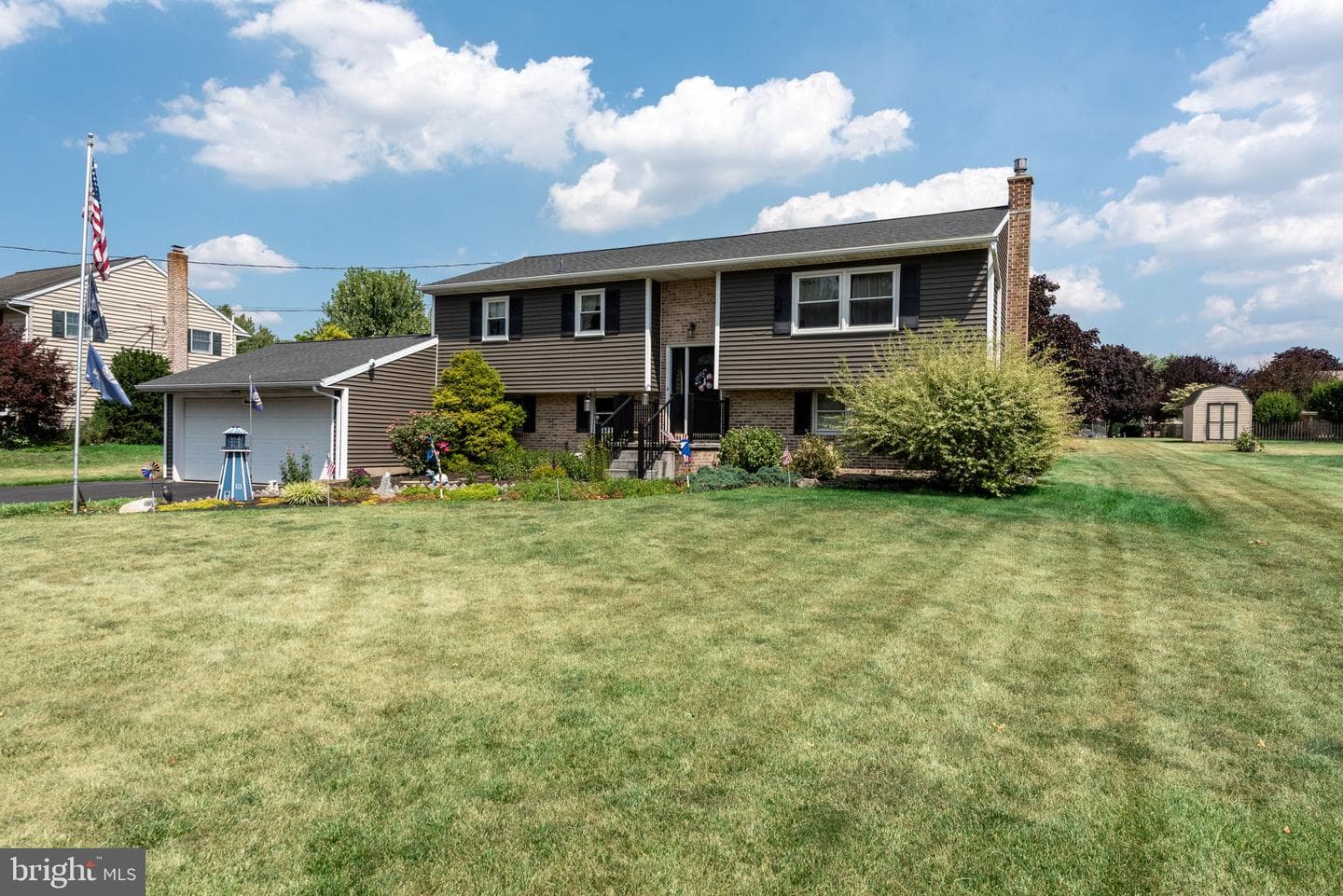 949 Brunnerville Road photo 3