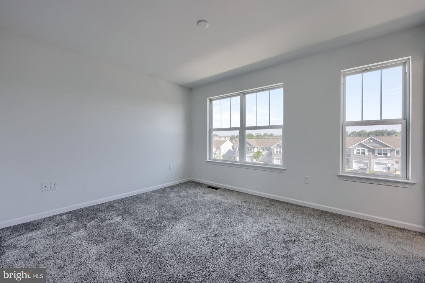 8 Southside Drive photo 23