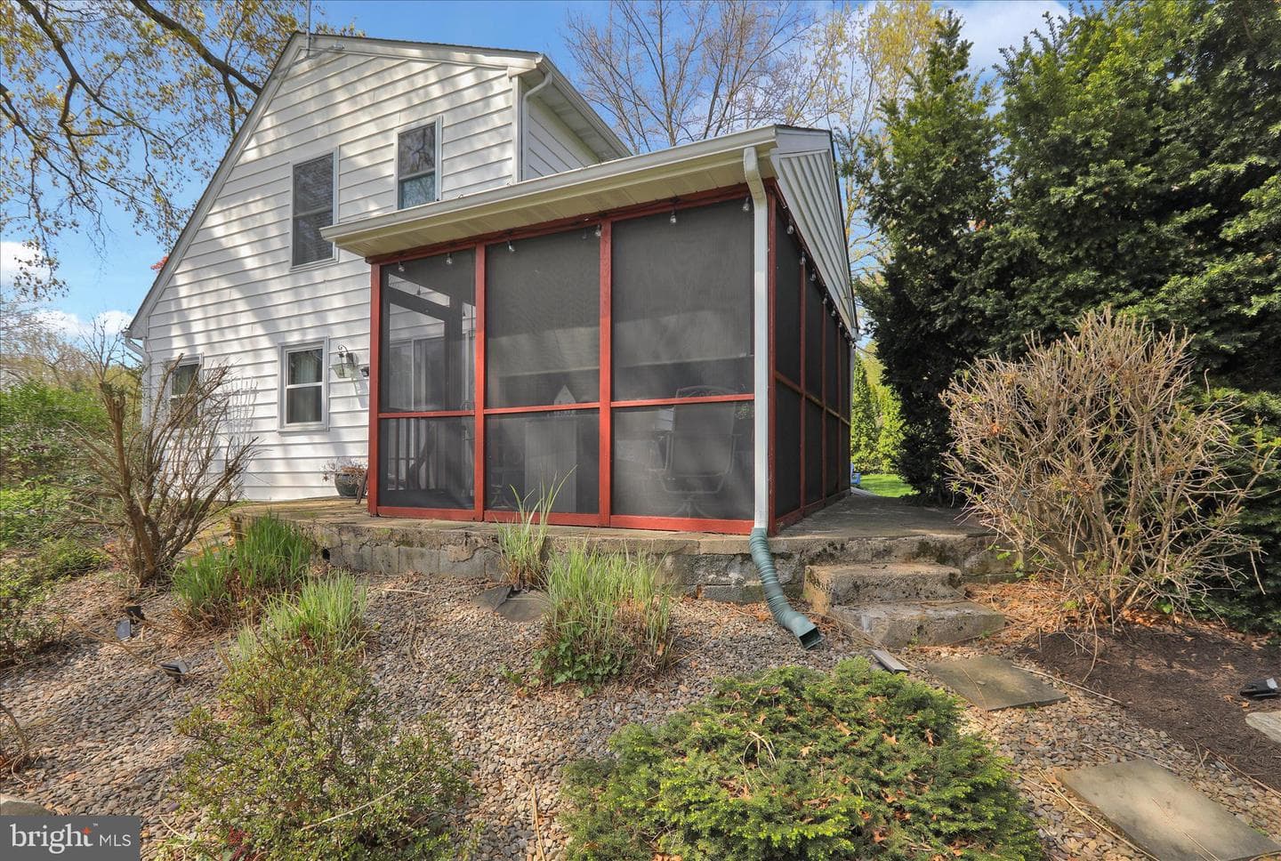 53 Jackson Drive photo 4