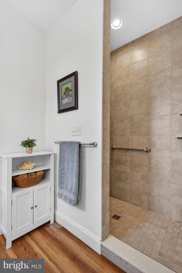 1862 Emerald Way photo 36
