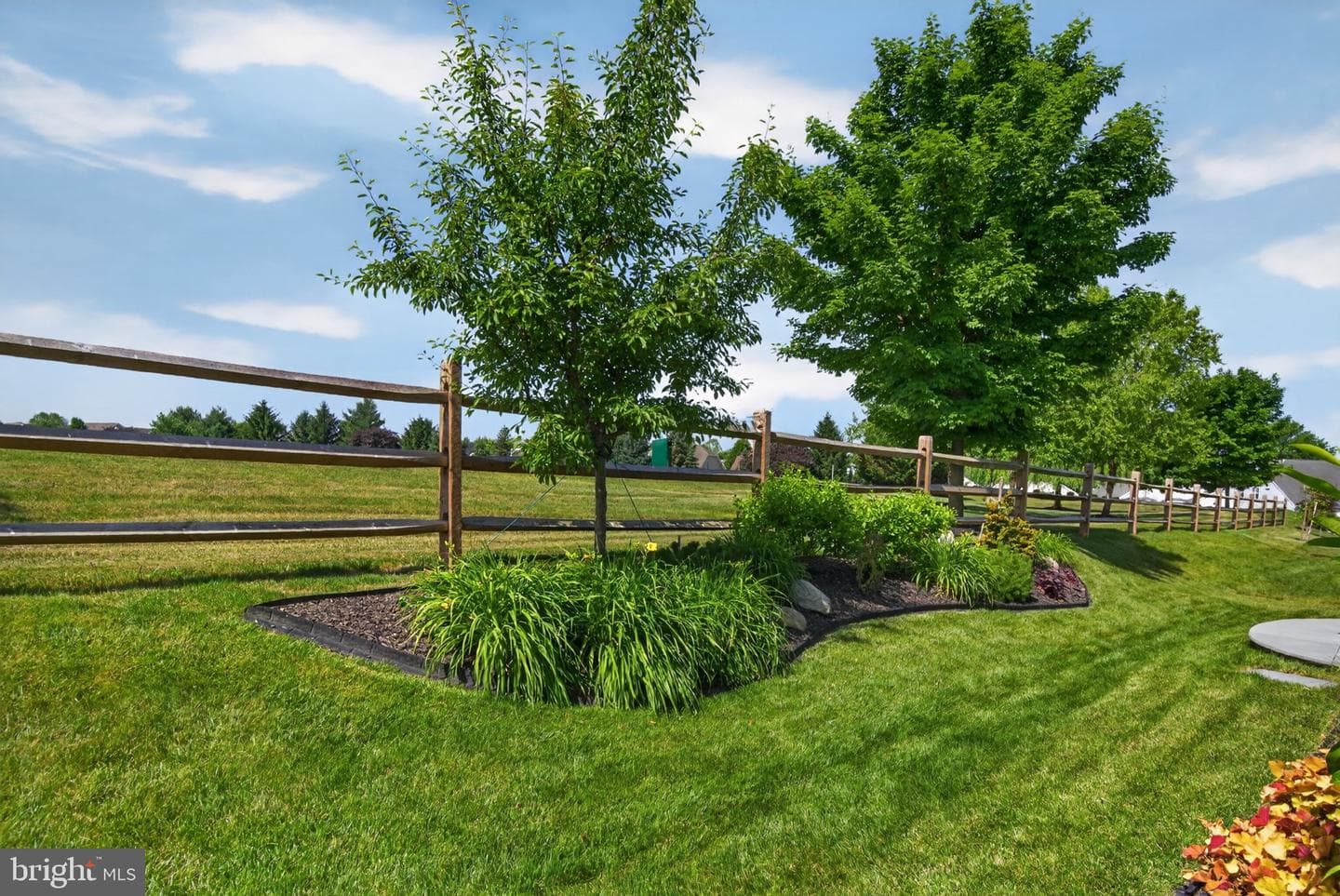 1862 Emerald Way photo 8