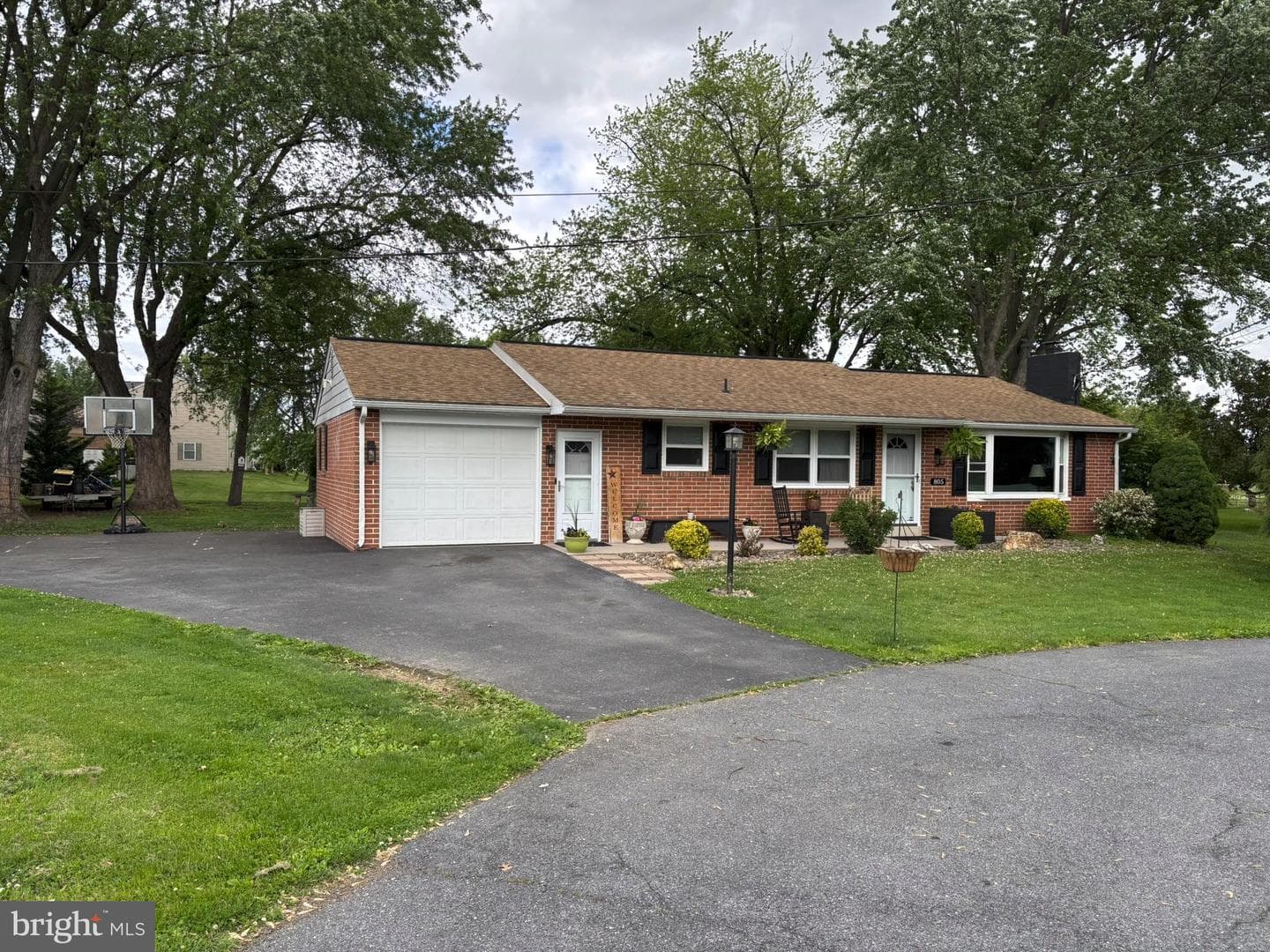 805 Sentz Drive photo 5