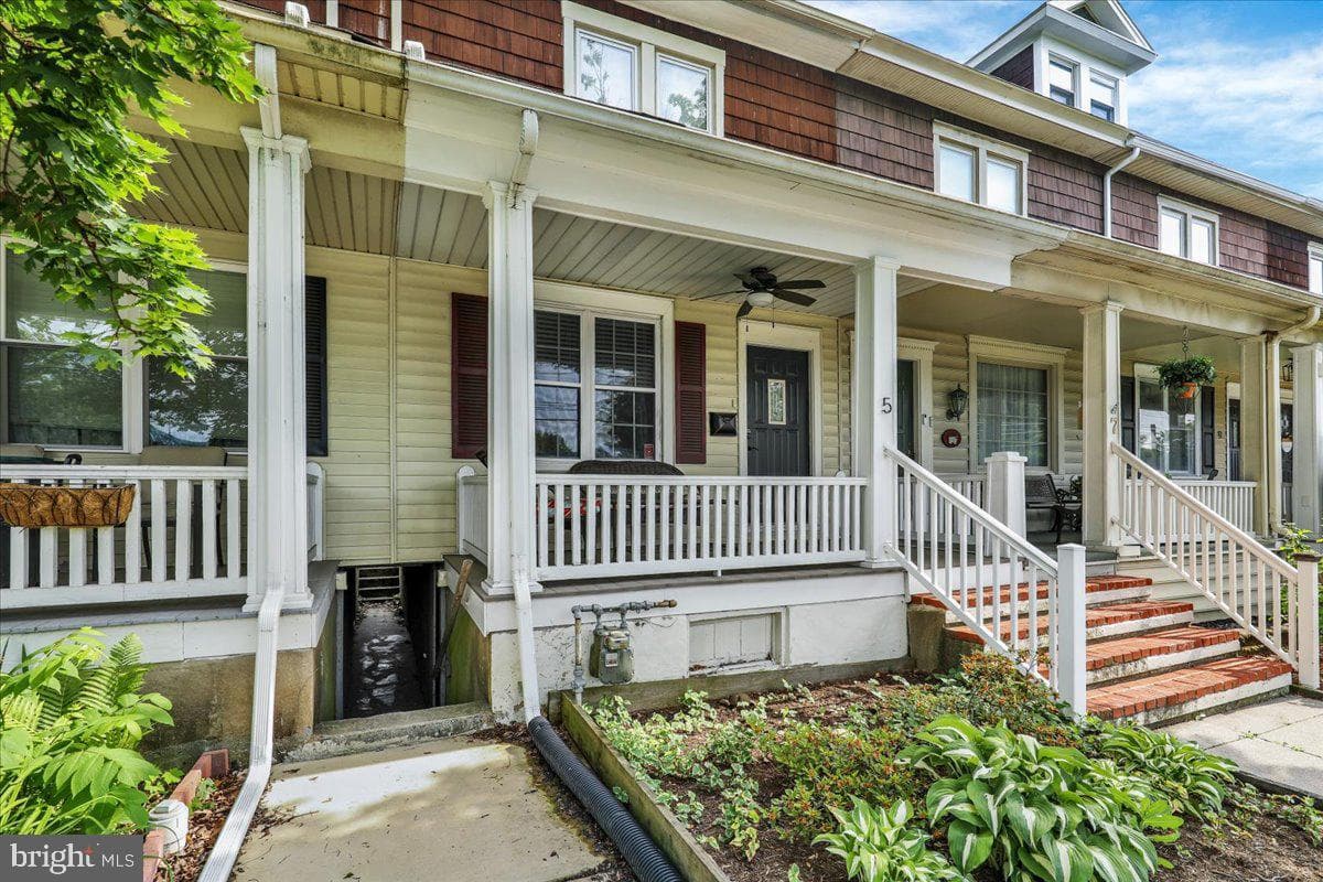 5 W 2nd Avenue photo 26