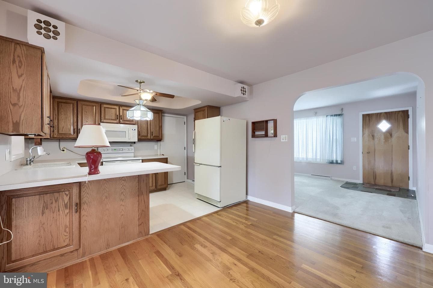 1118 Harriet Avenue photo 11