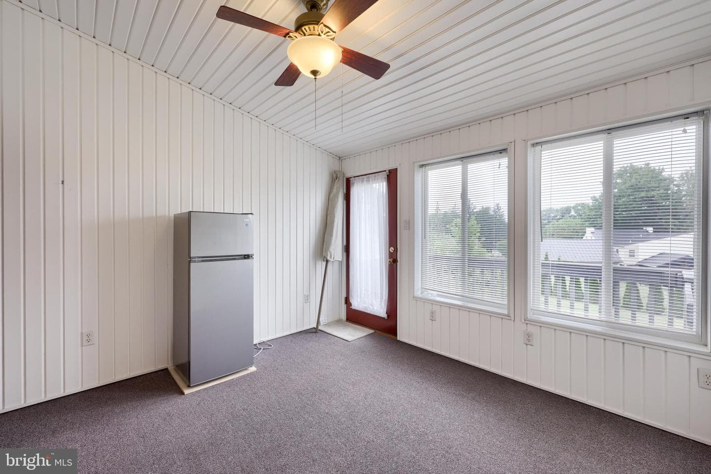 1118 Harriet Avenue photo 22