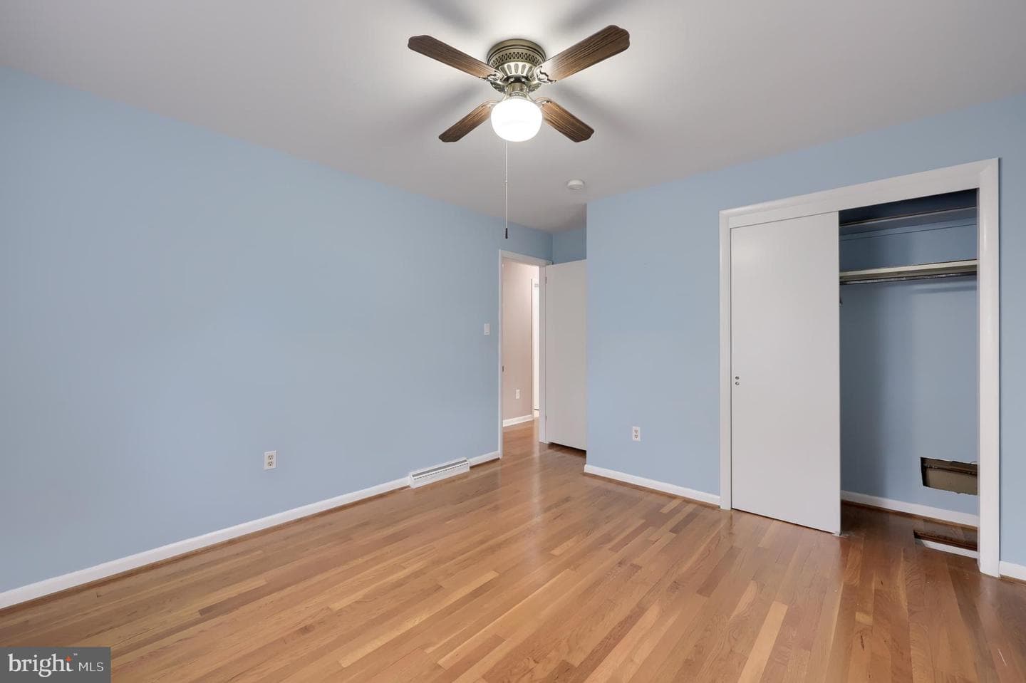 1118 Harriet Avenue photo 29