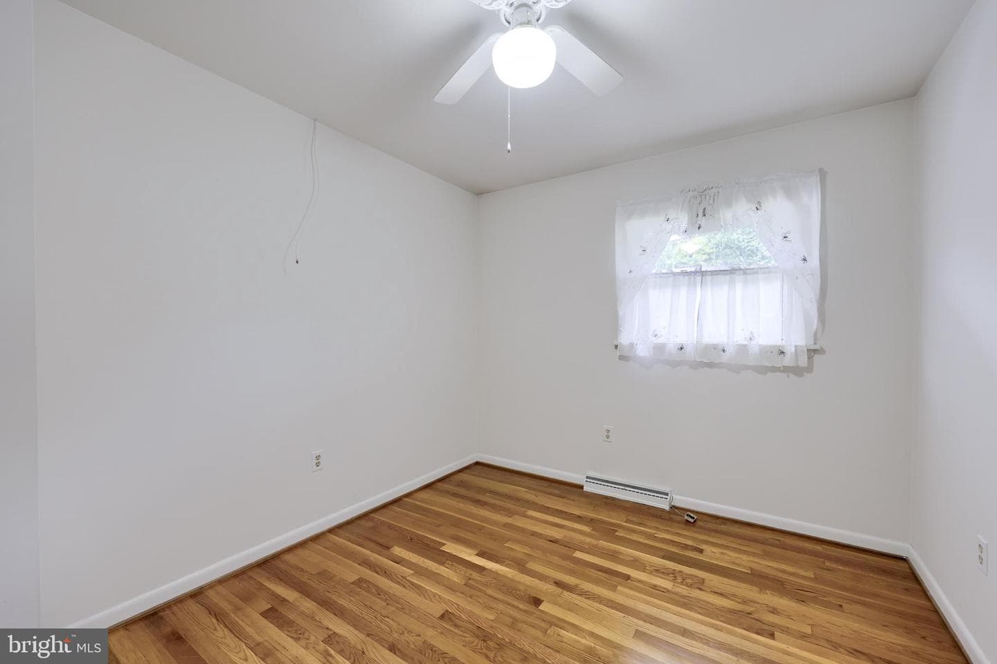 1118 Harriet Avenue photo 31