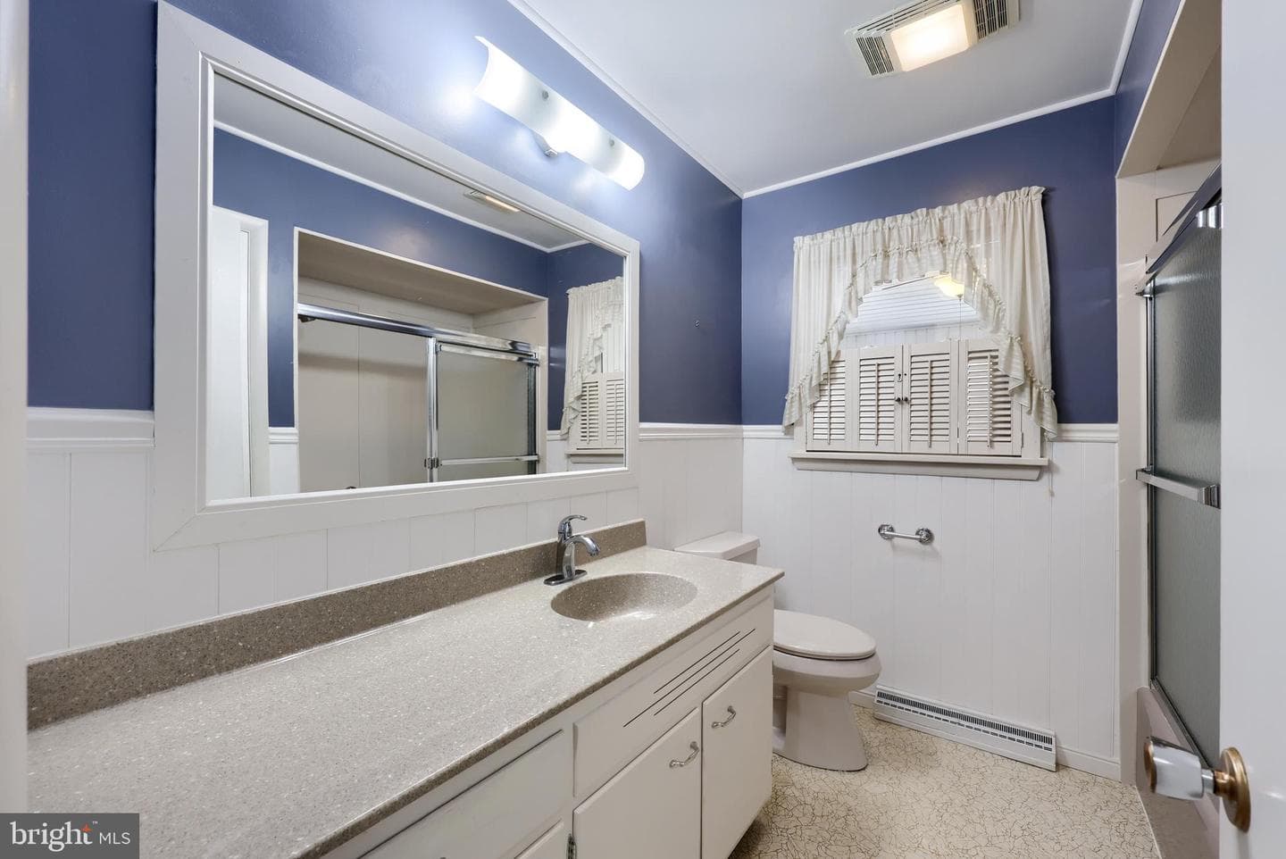 1118 Harriet Avenue photo 33