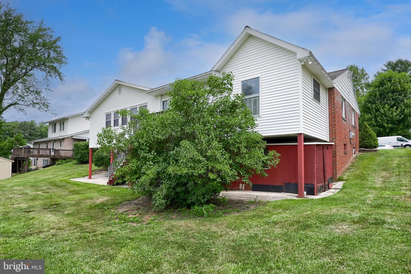 1118 Harriet Avenue photo 4