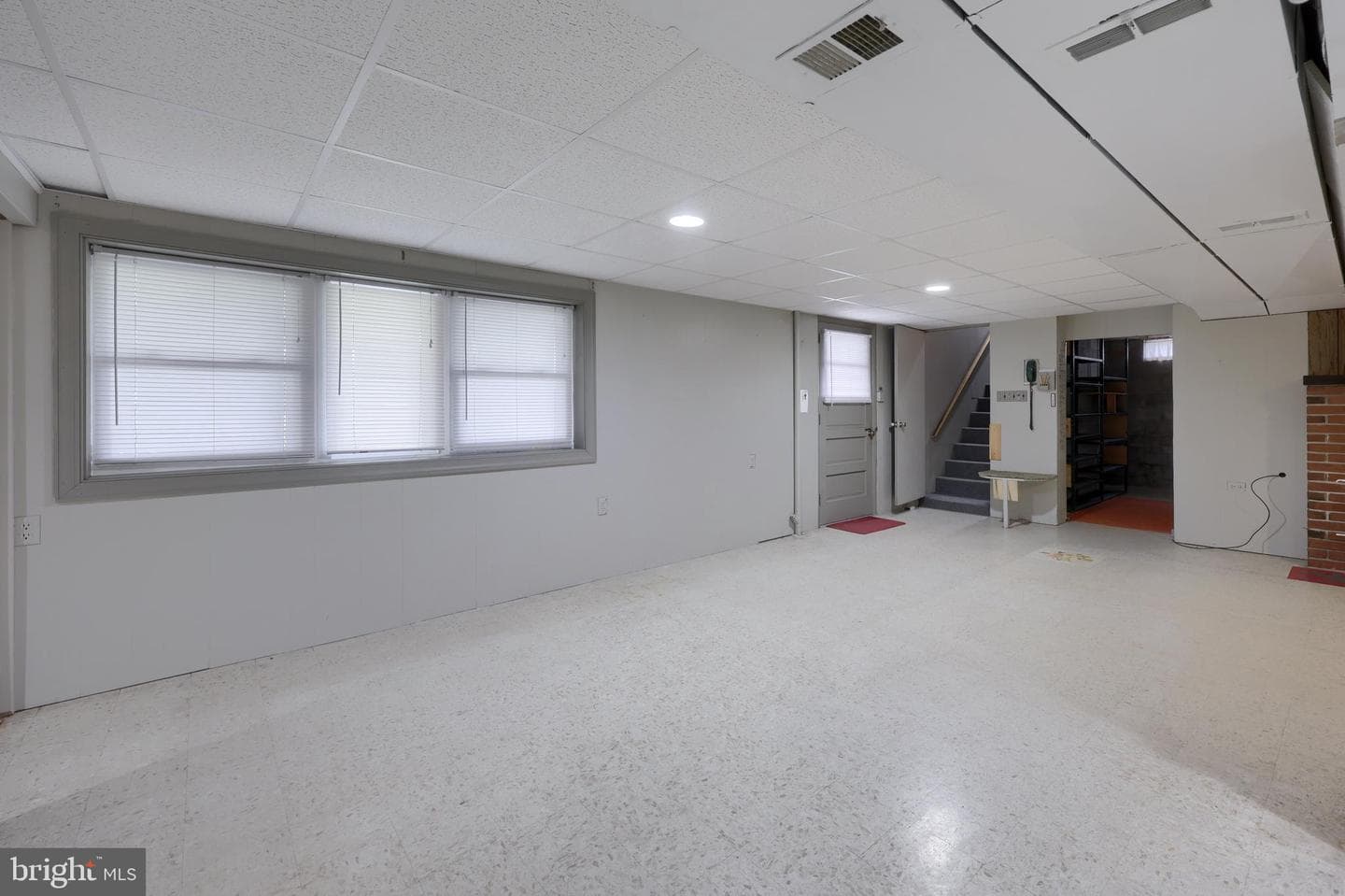 1118 Harriet Avenue photo 42