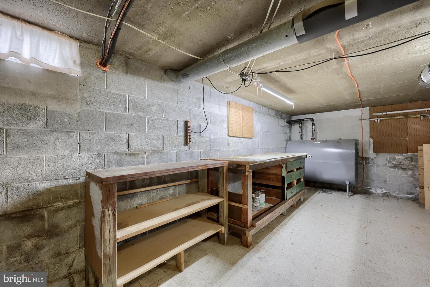 1118 Harriet Avenue photo 45