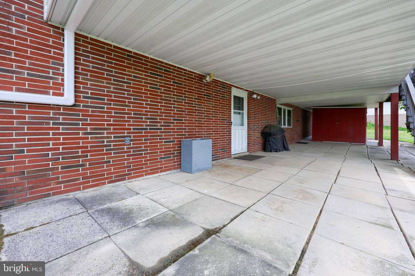 1118 Harriet Avenue photo 47