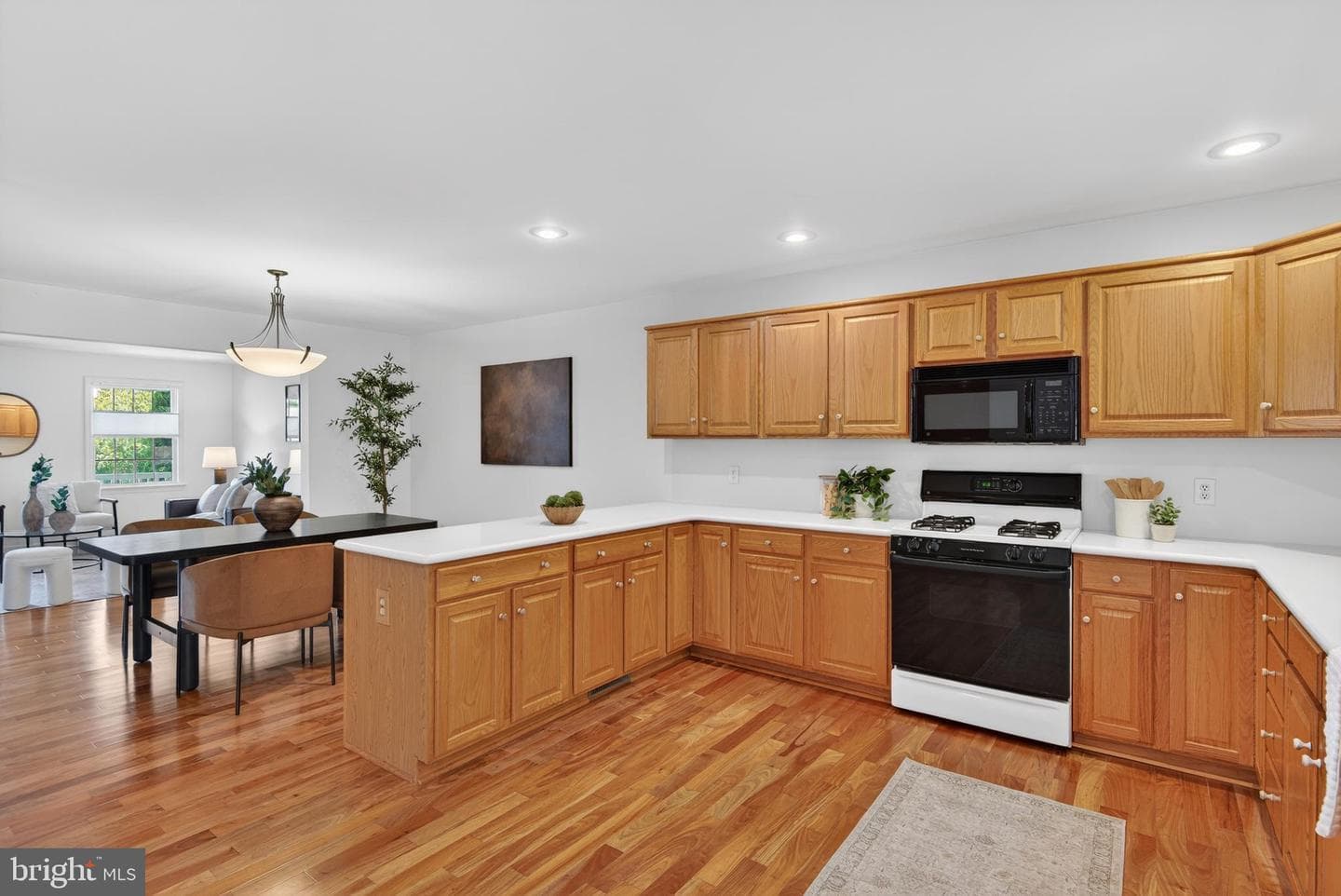 348 Pennridge photo 19