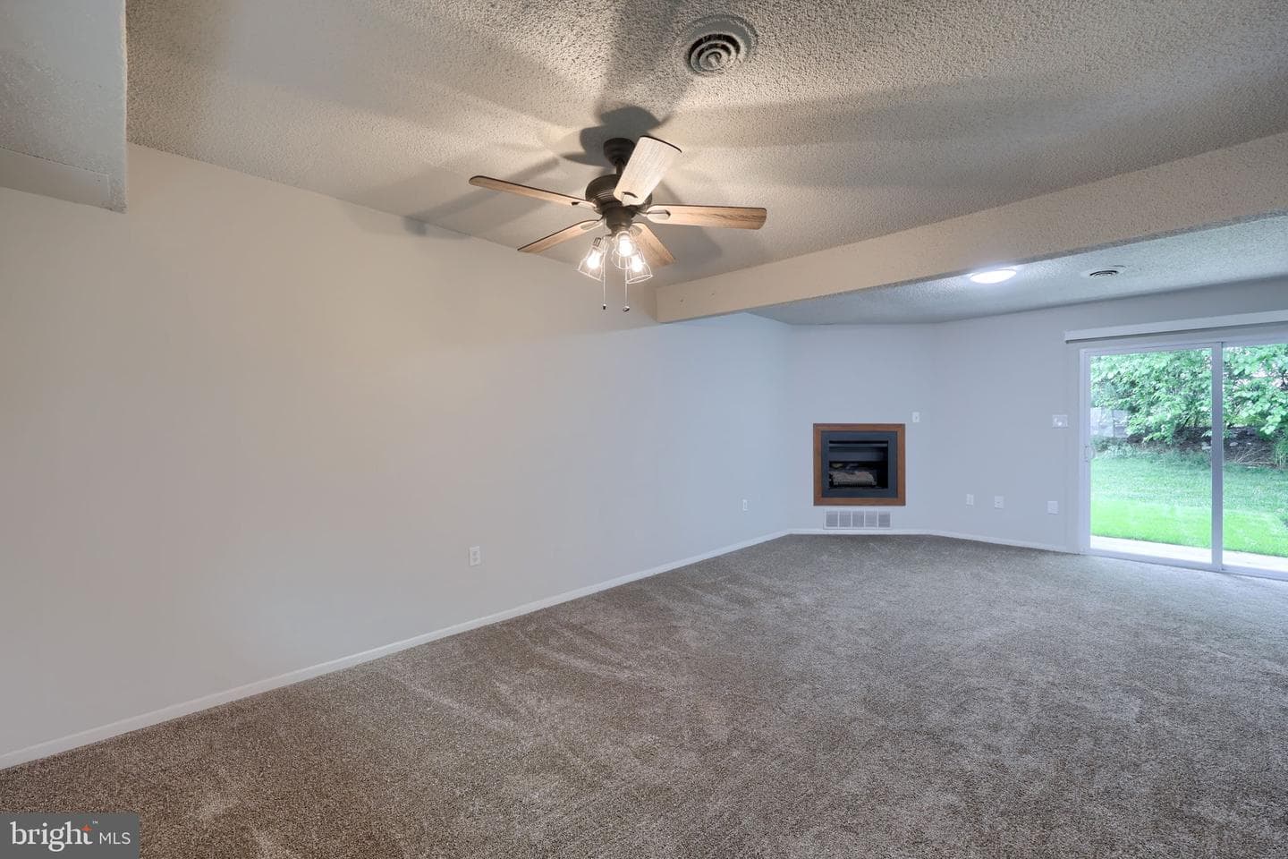 341 Greenland Drive photo 11