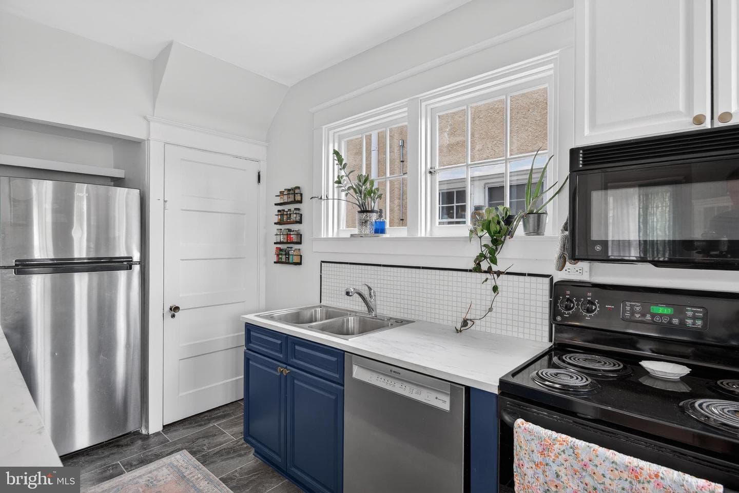 106 S West End Avenue photo 17