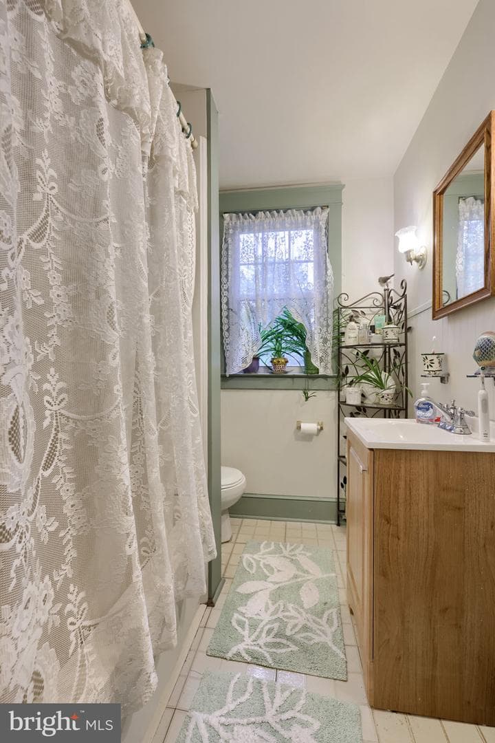 1172 Elm Avenue photo 20