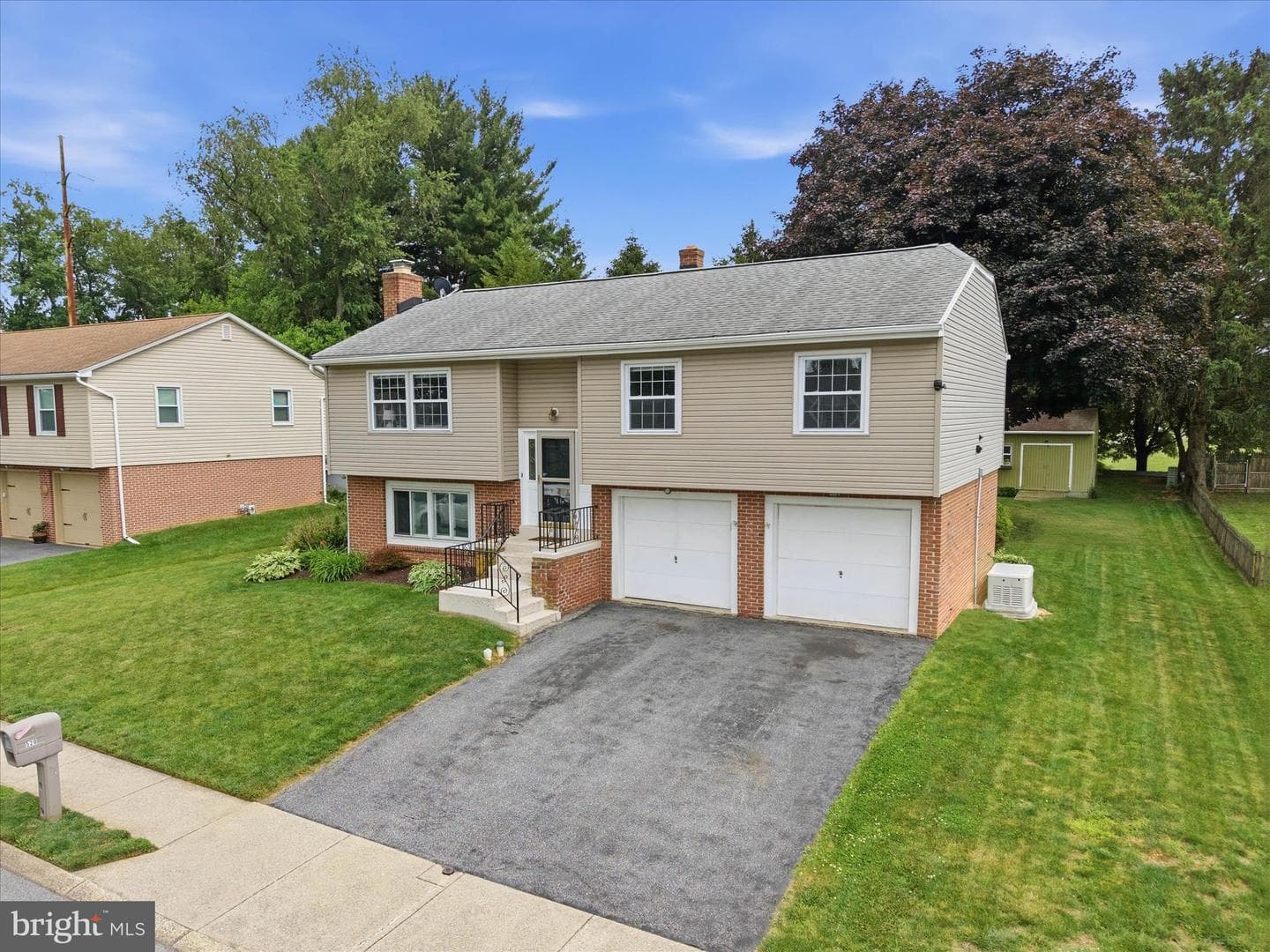 520 Wallingford Road photo 3
