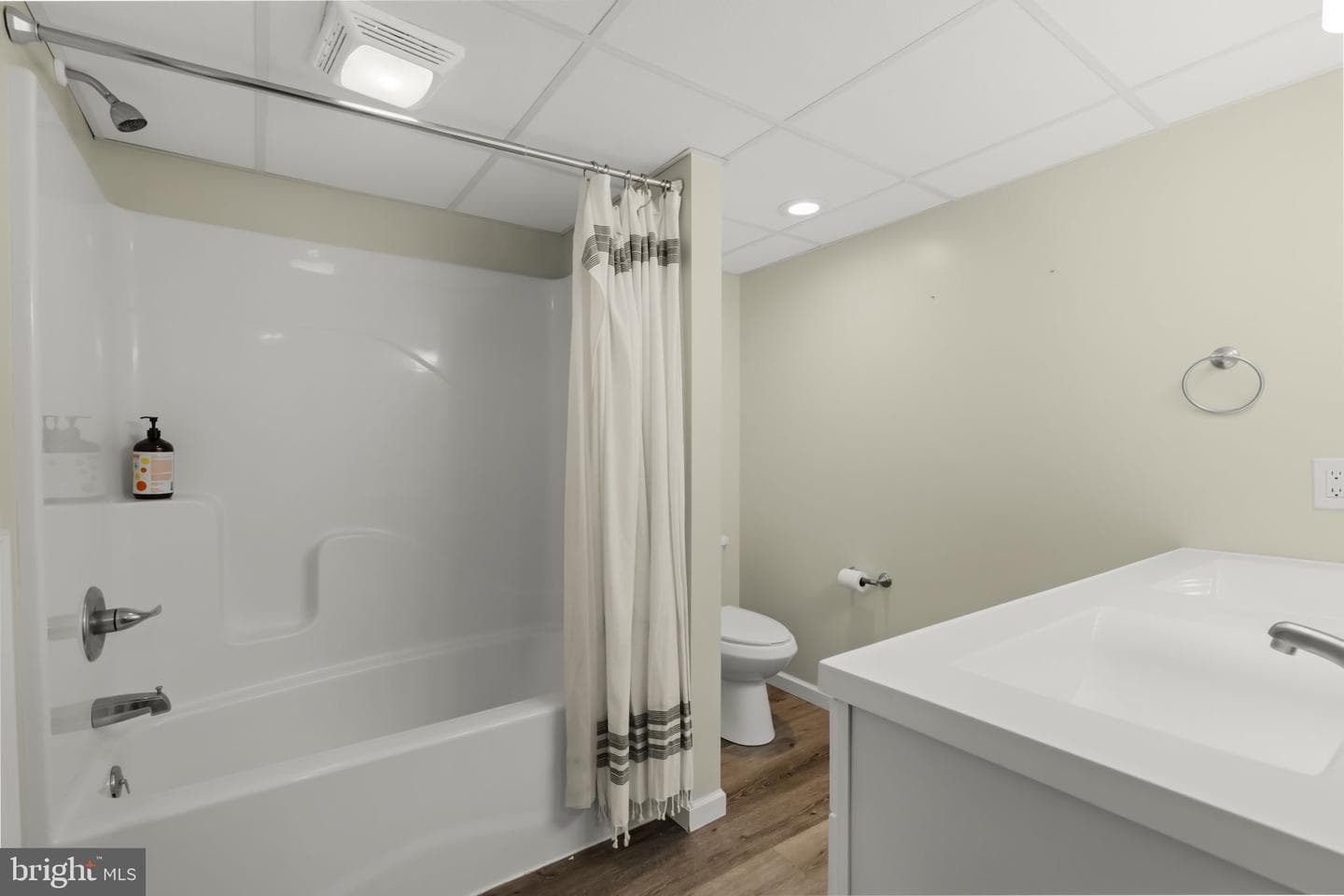 30 Pine Crest Drive photo 44
