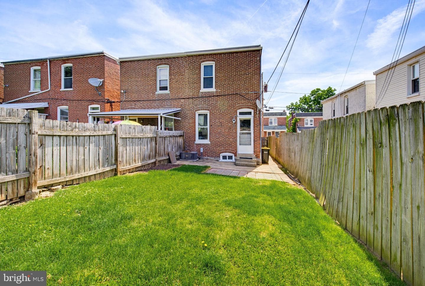 139 Crystal Street photo 27