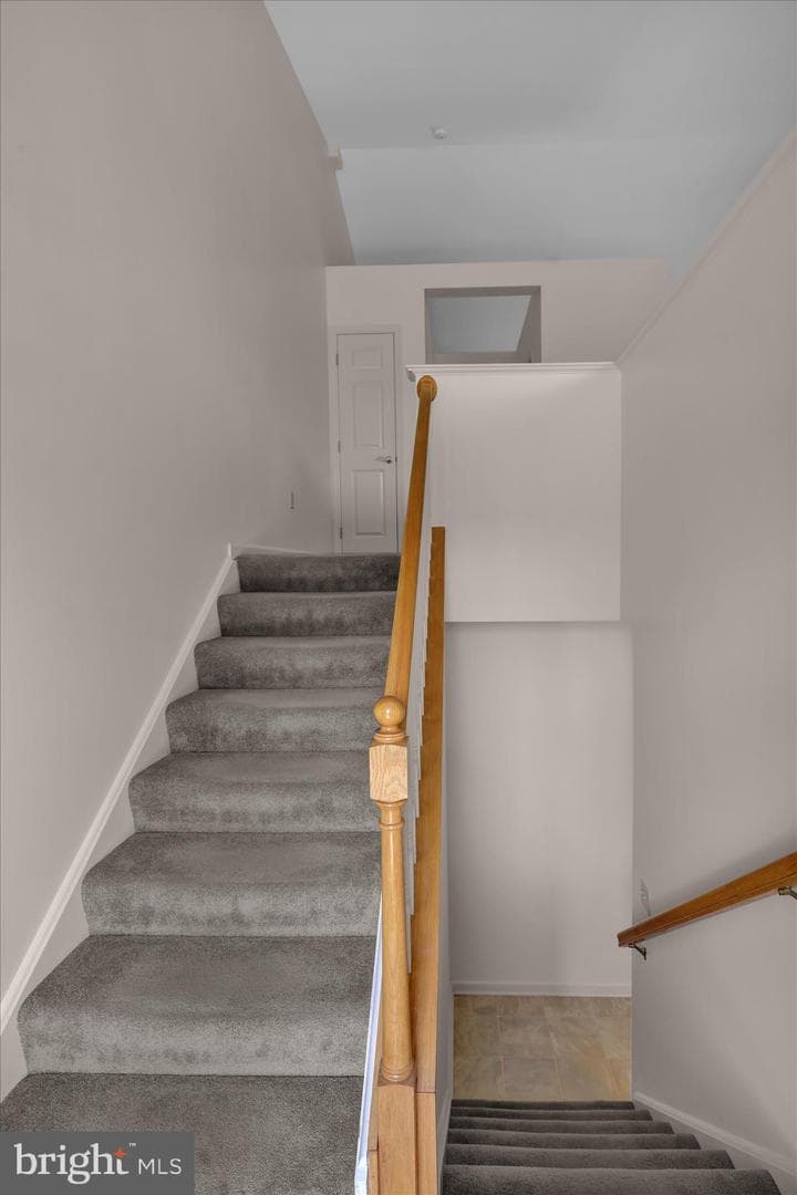 10 Creekside Drive photo 23