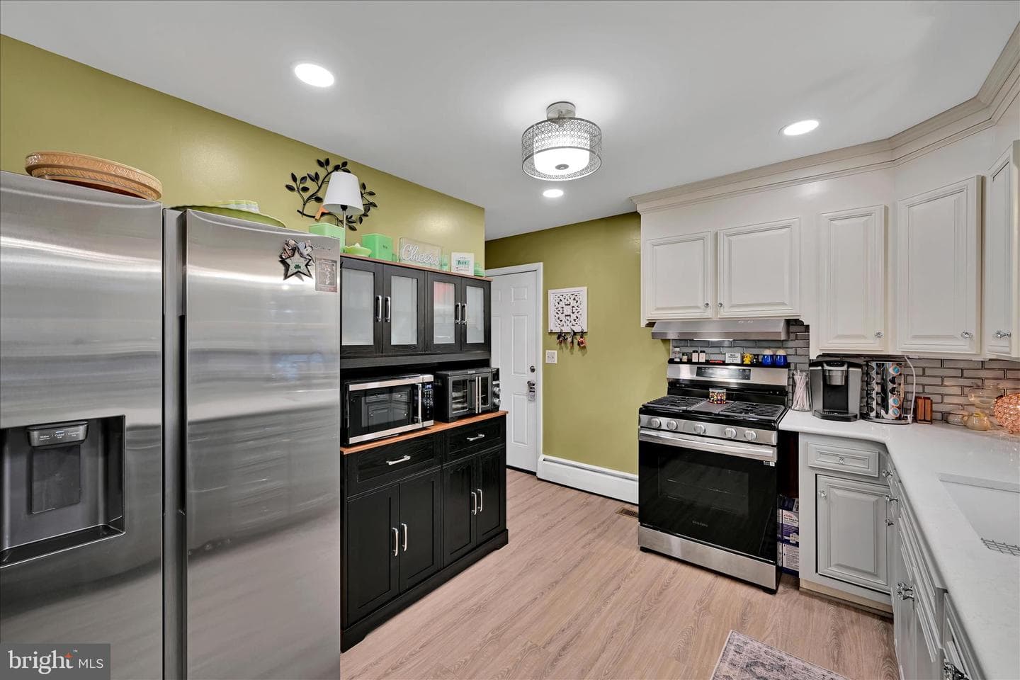 161 N Laurel Street photo 10