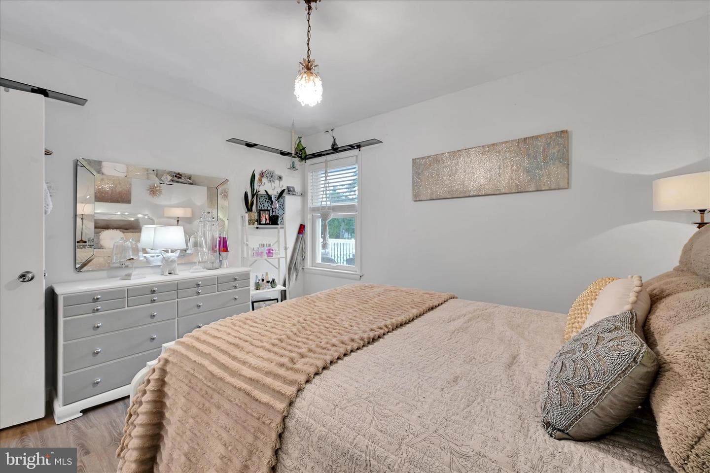 161 N Laurel Street photo 14