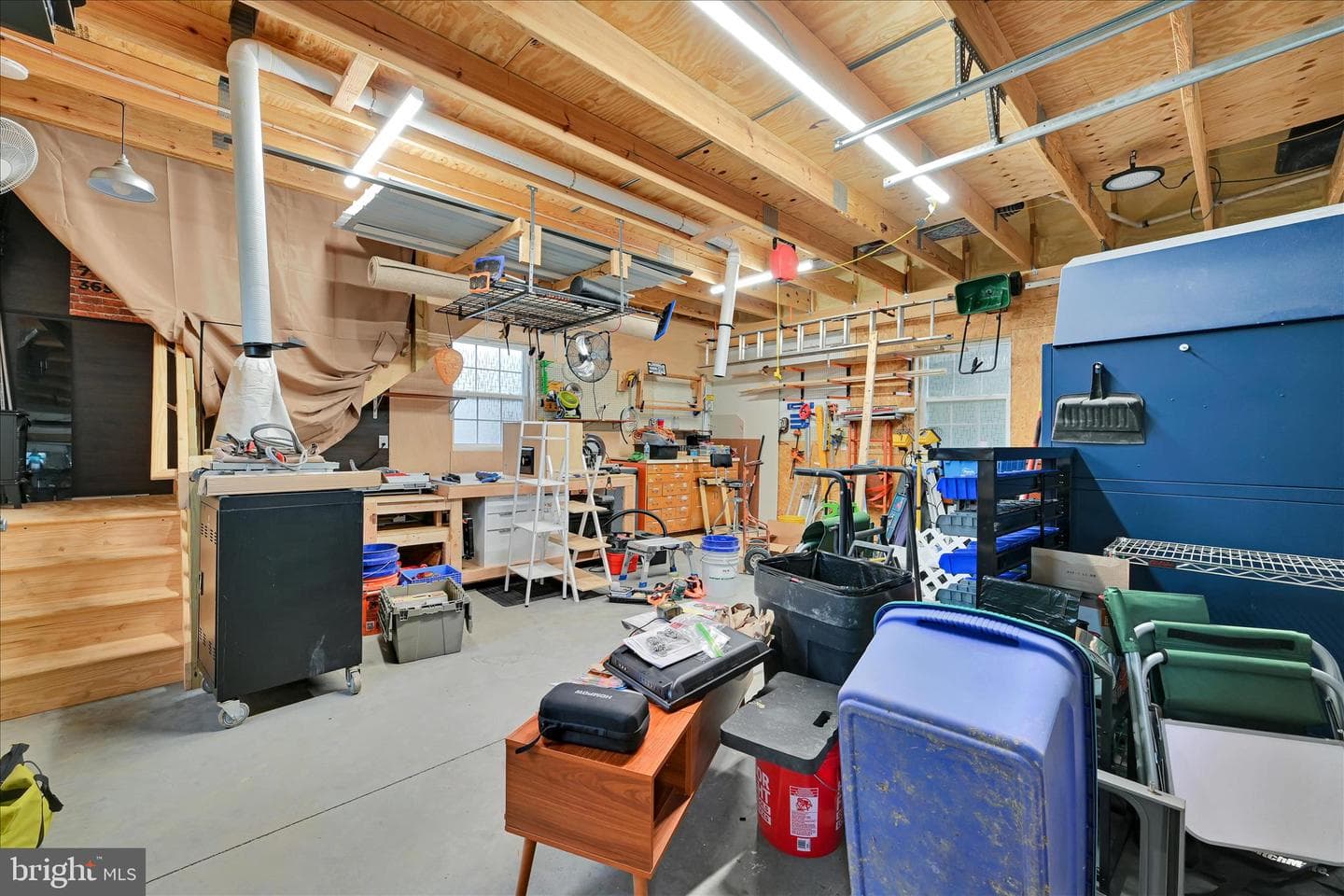 161 N Laurel Street photo 27