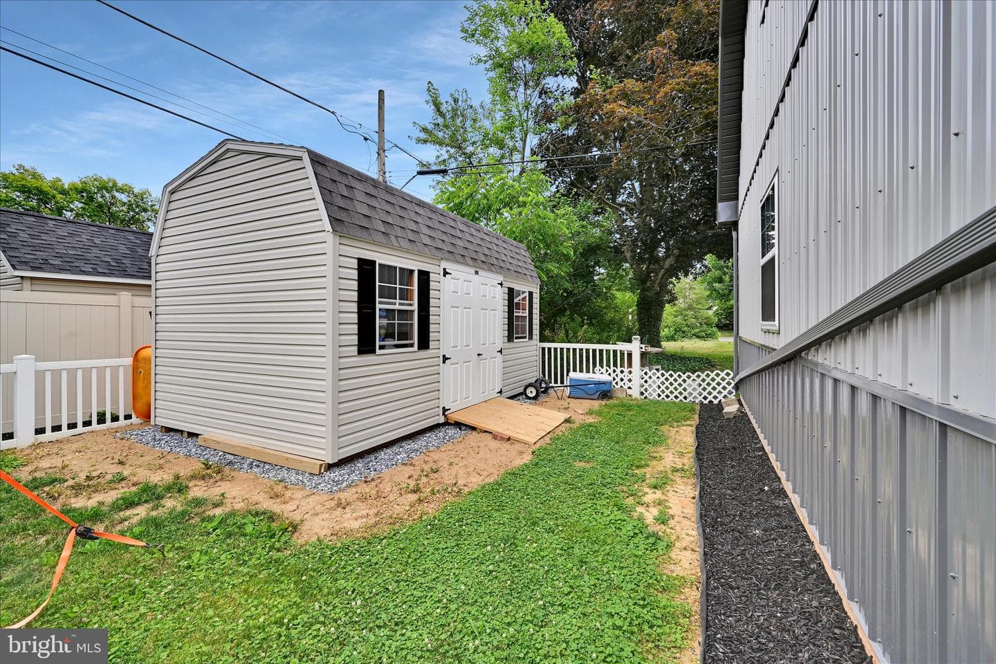 161 N Laurel Street photo 31