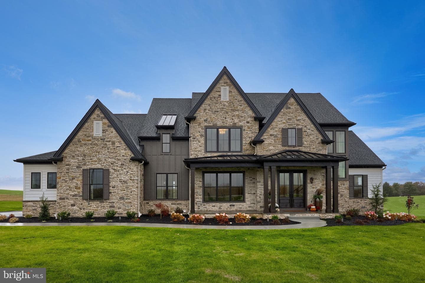 72 Bomberger Road, Lititz