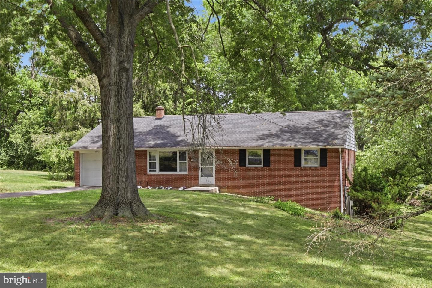 329 Fairview Drive photo 5
