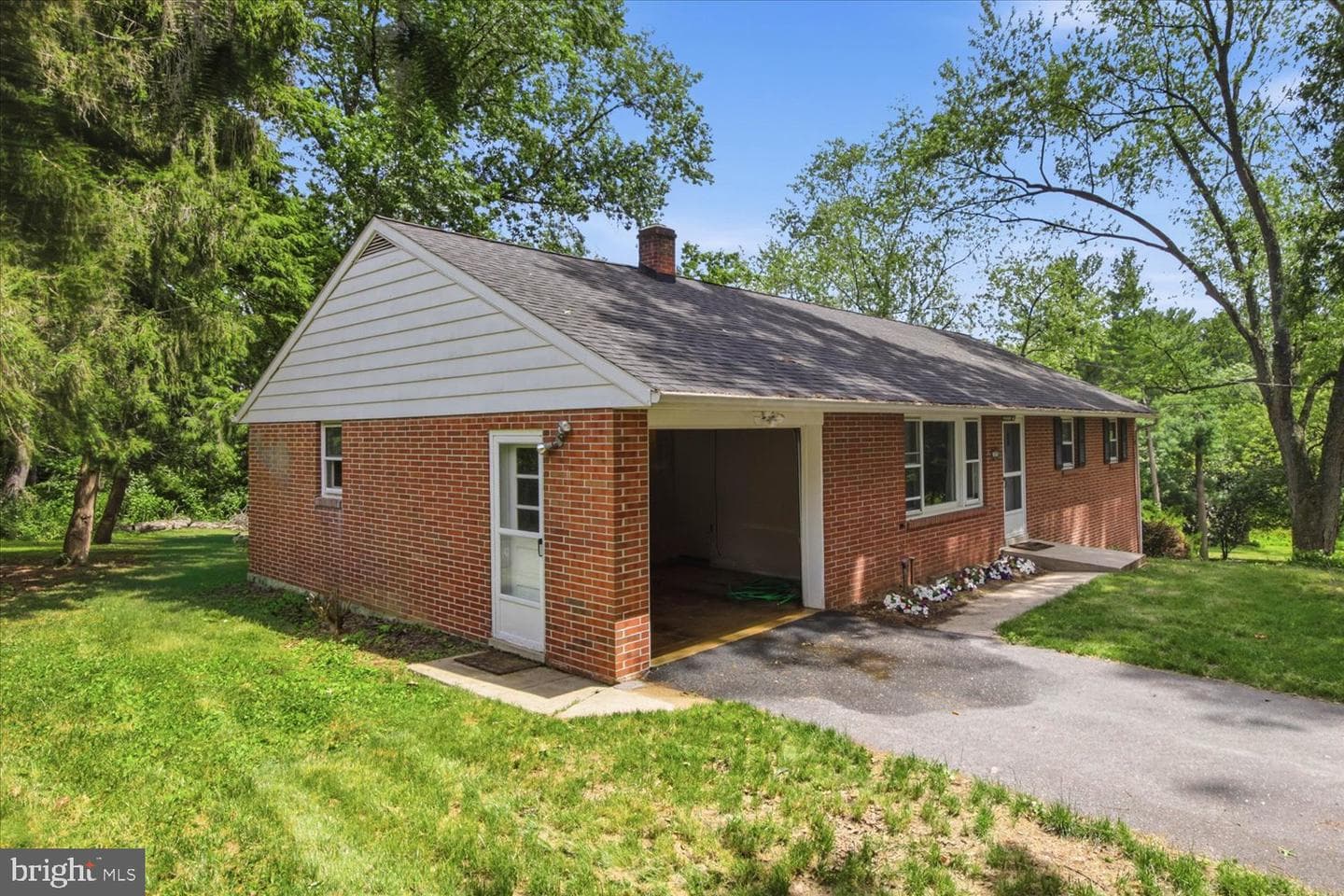 329 Fairview Drive photo 9