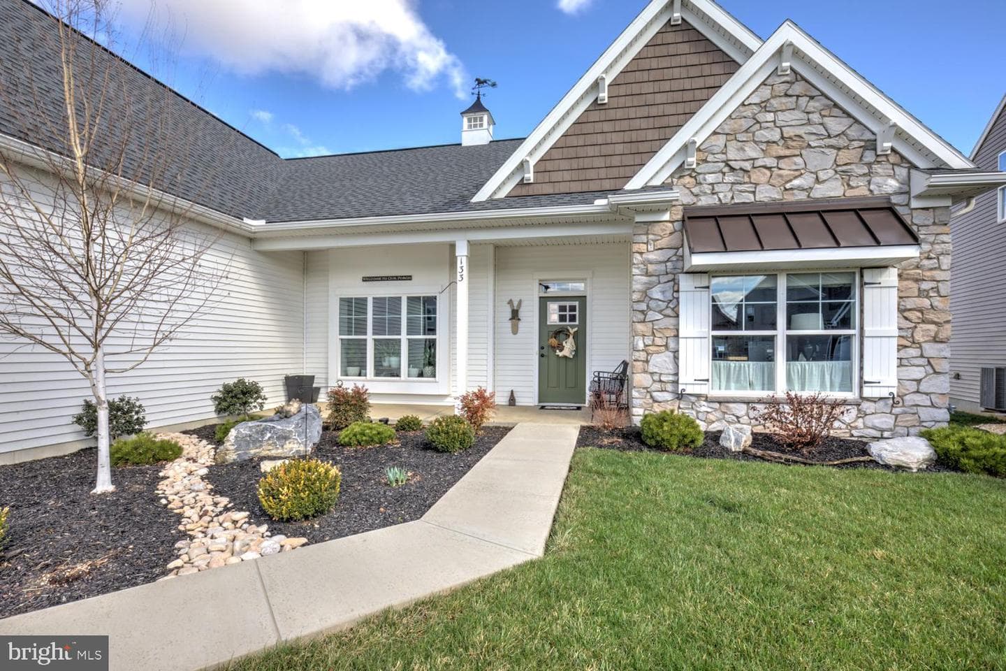 133 Wyndale Drive photo 3