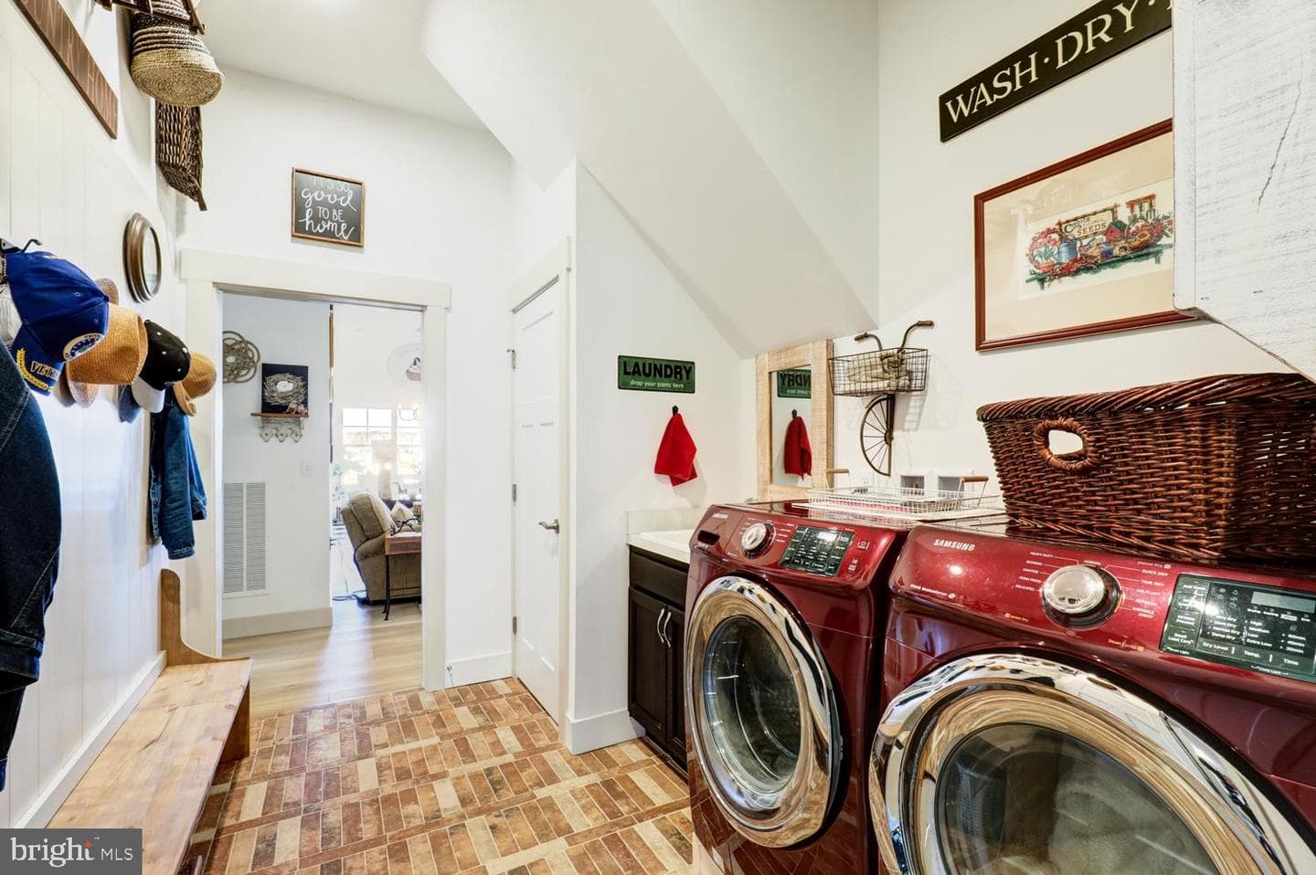 133 Wyndale Drive photo 41