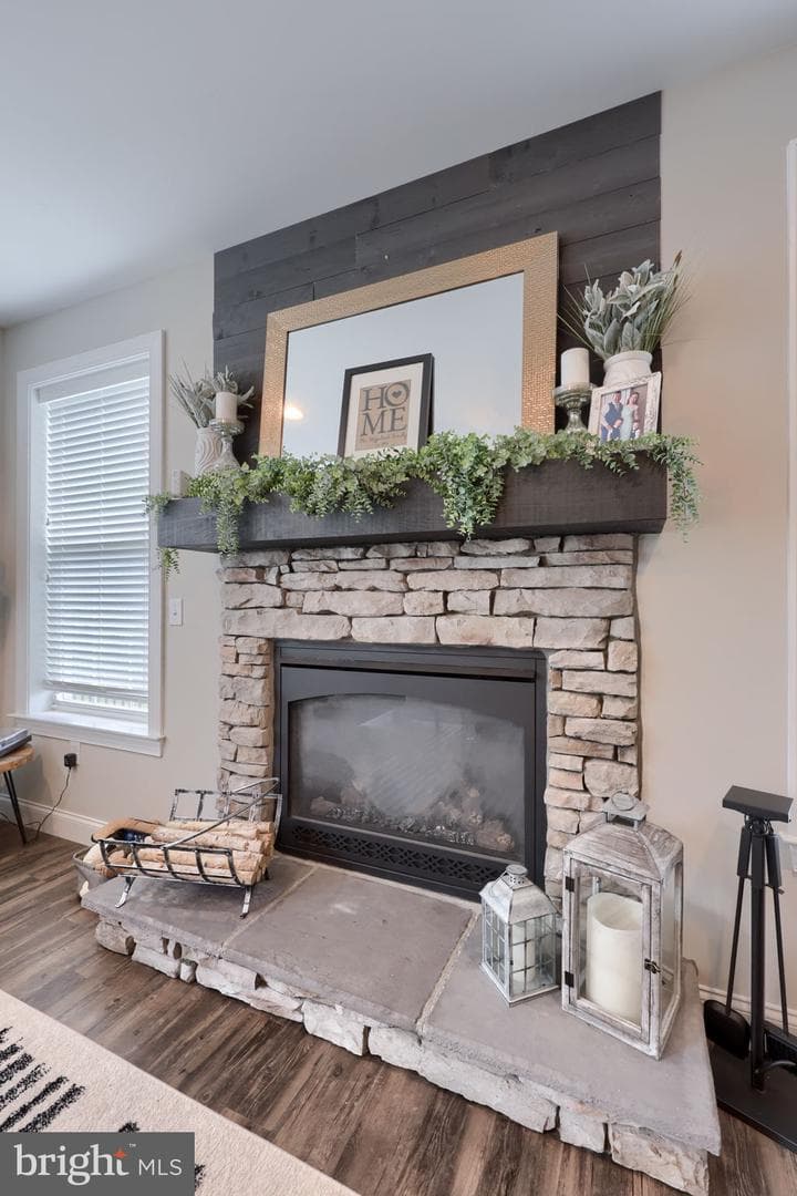 141 E Valley Road photo 10