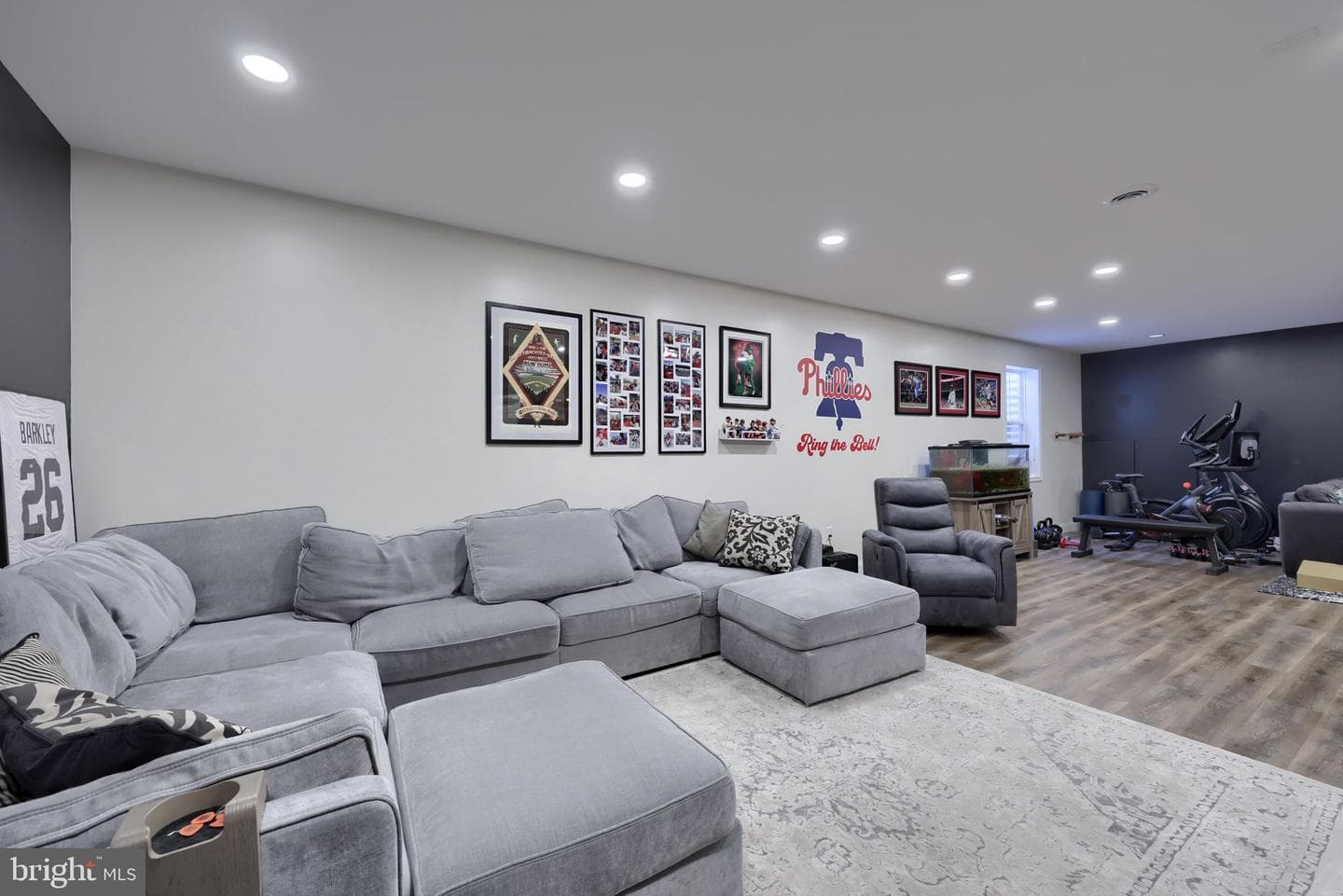 141 E Valley Road photo 34