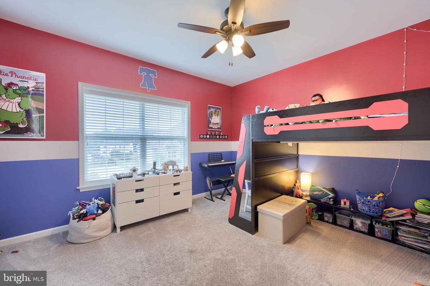 141 E Valley Road photo 44
