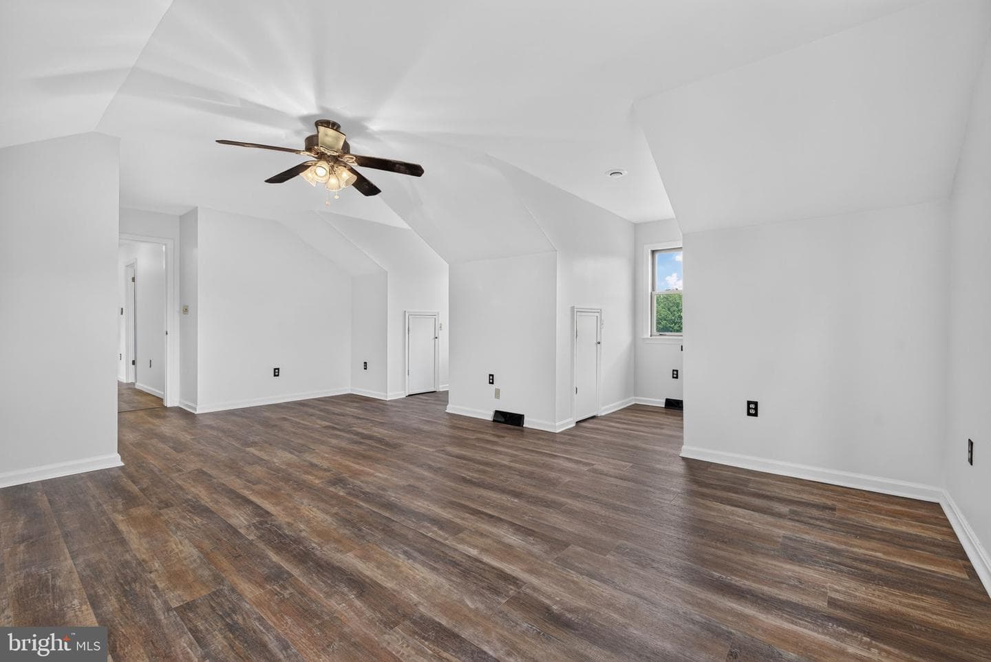 5 Village Dr photo 34
