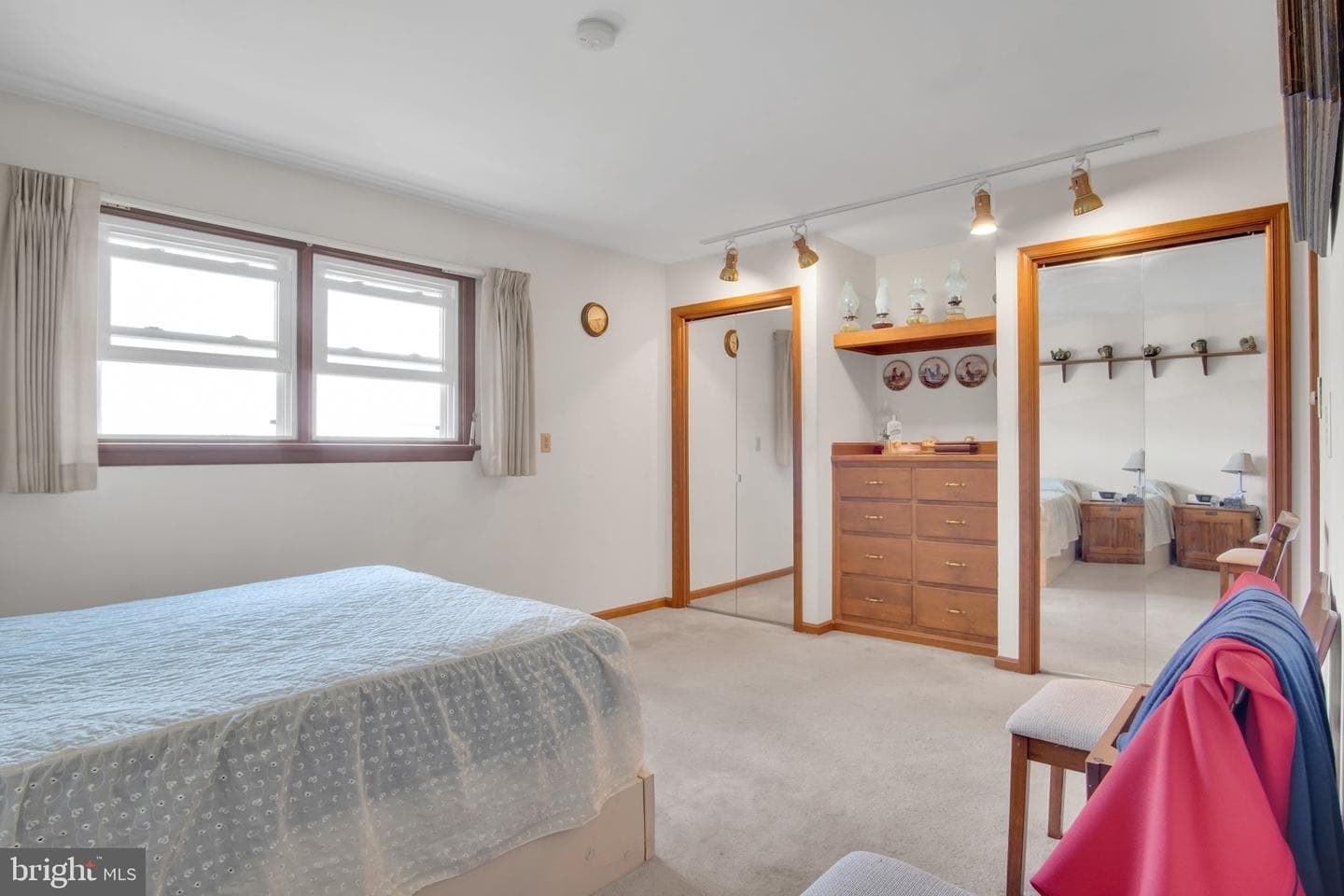 814 S Cedar Street photo 37