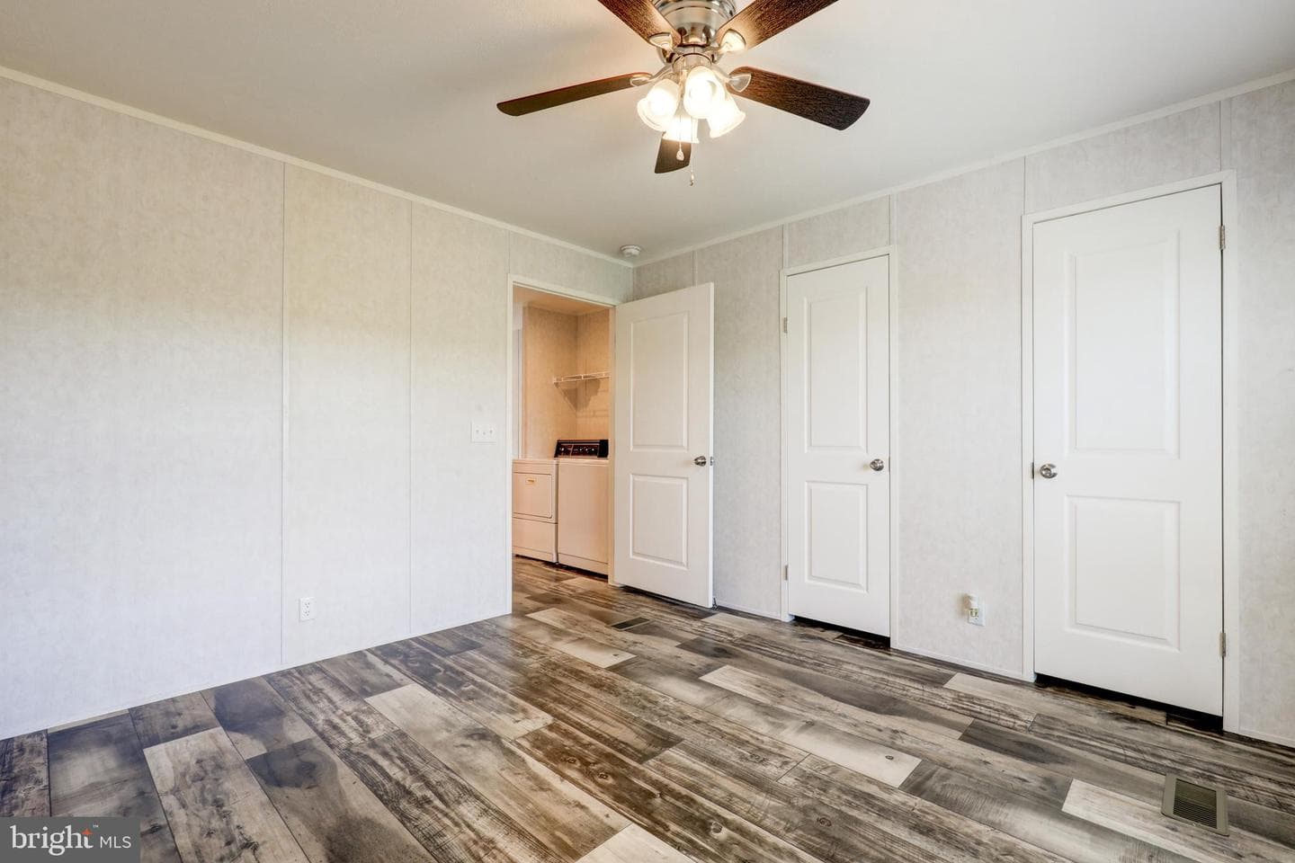 75 Lobin Road photo 17