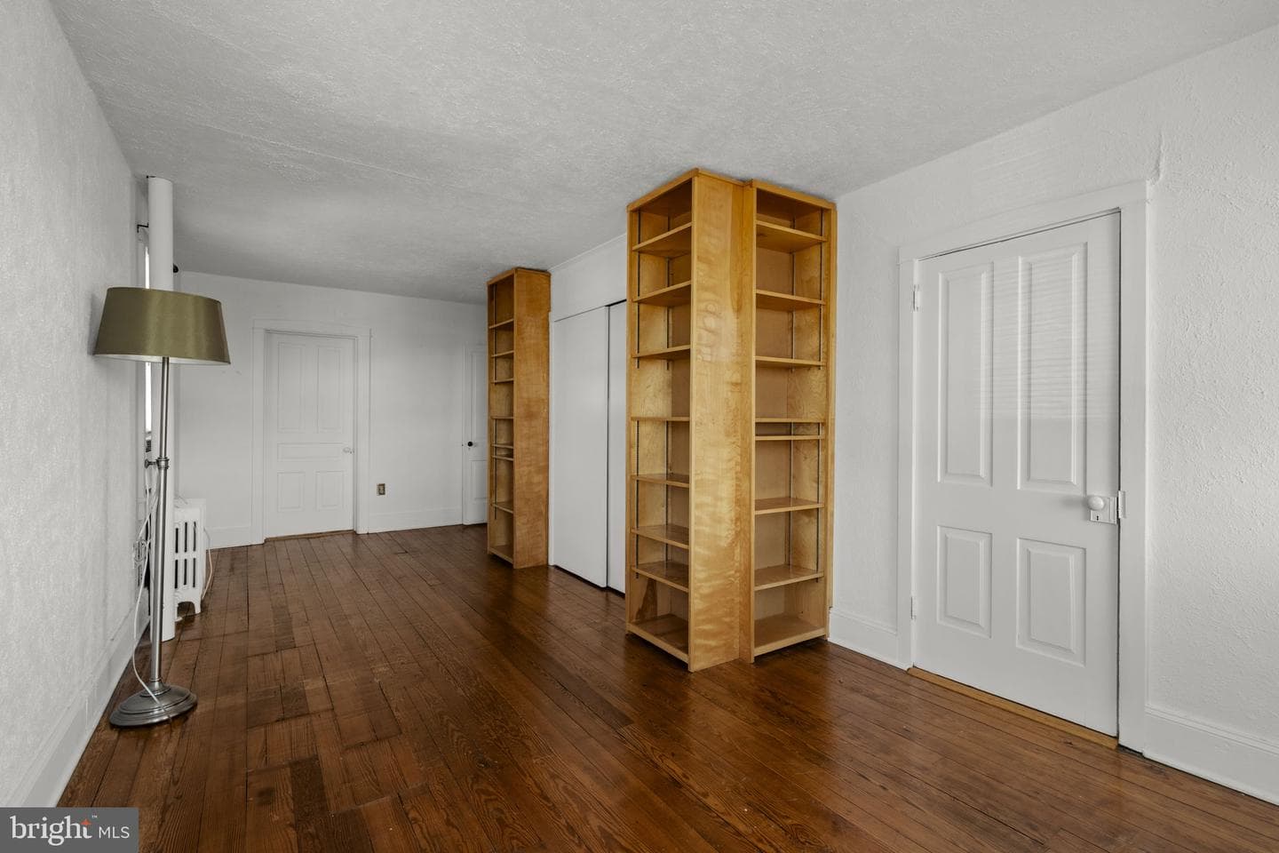 564 W Maple Grove Road photo 24