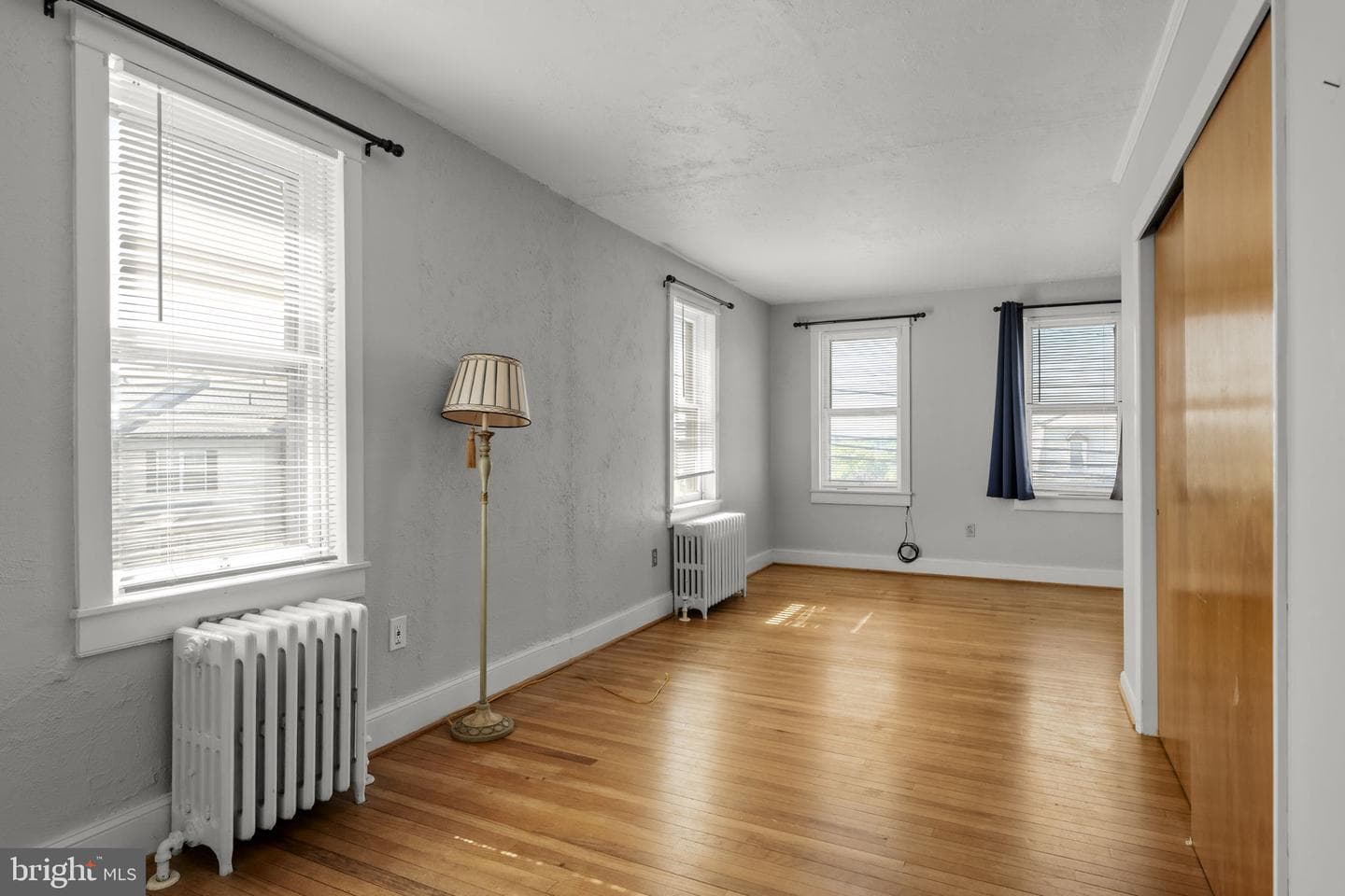 564 W Maple Grove Road photo 25