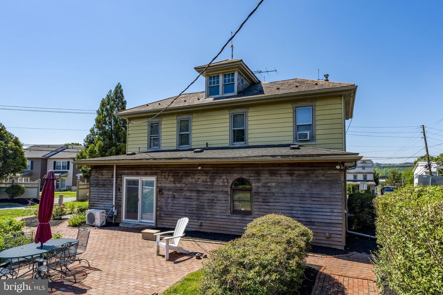 564 W Maple Grove Road photo 39