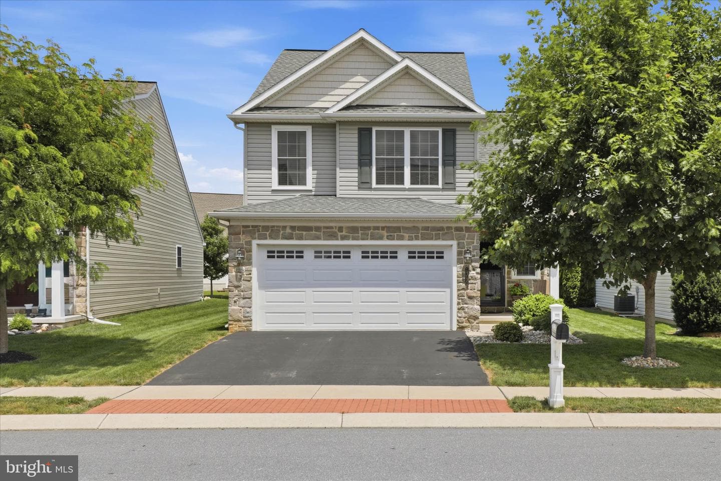 1381 Fieldstone Drive